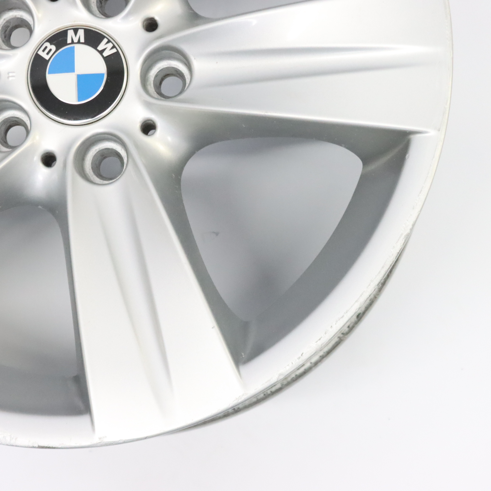 BMW E90 E91 E92 E93 Hinterrad Alufelge 18" Sternspeiche 189 8,5J ET:37 6768859