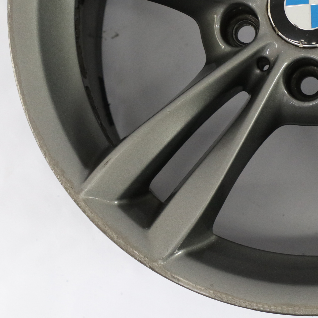 BMW F30 F31 F34 LCI Grau Leicht metall felge 18" V-Speiche 658 8J ET:34 6866306