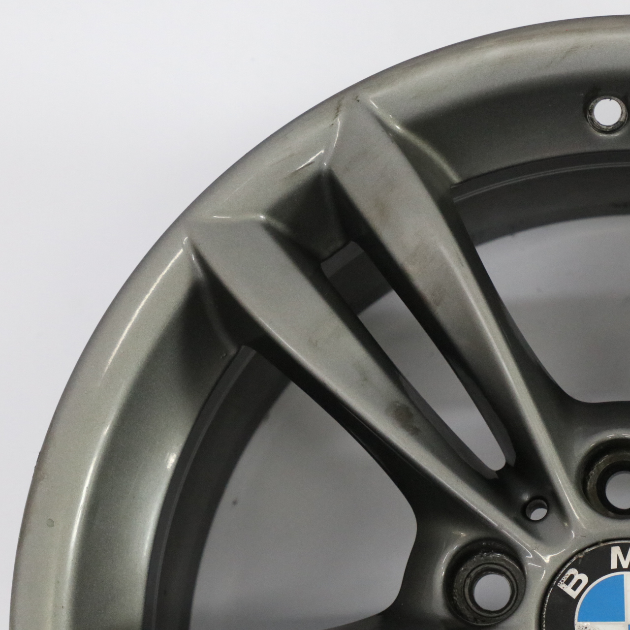 BMW F30 F31 LCI Jante arrière en alliage gris 18" V Spoke 658 8,5J ET:47 6866398