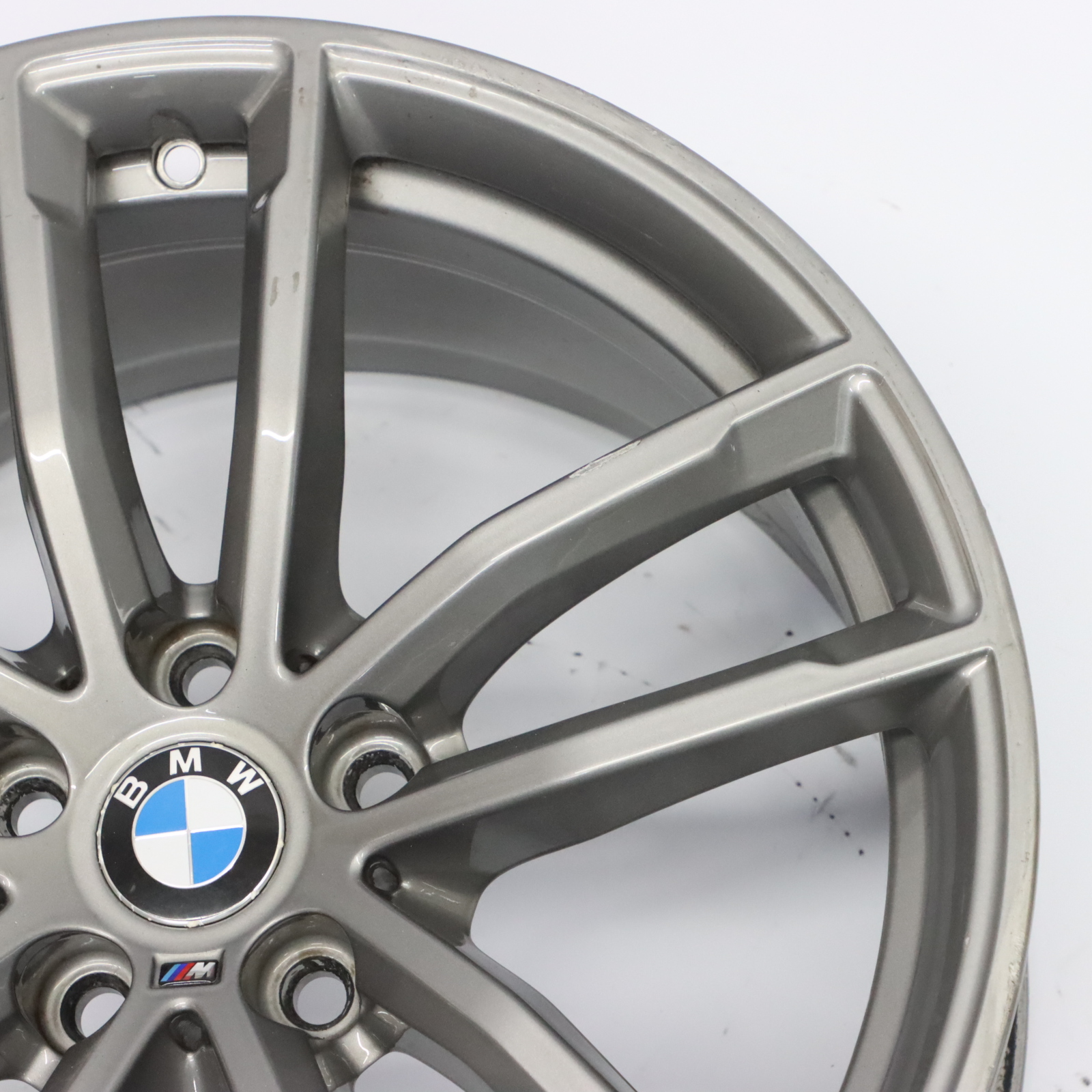 BMW G30 Jante alliage gris ferrique 18" 8J ET:30 Double rayon 662M 8093405