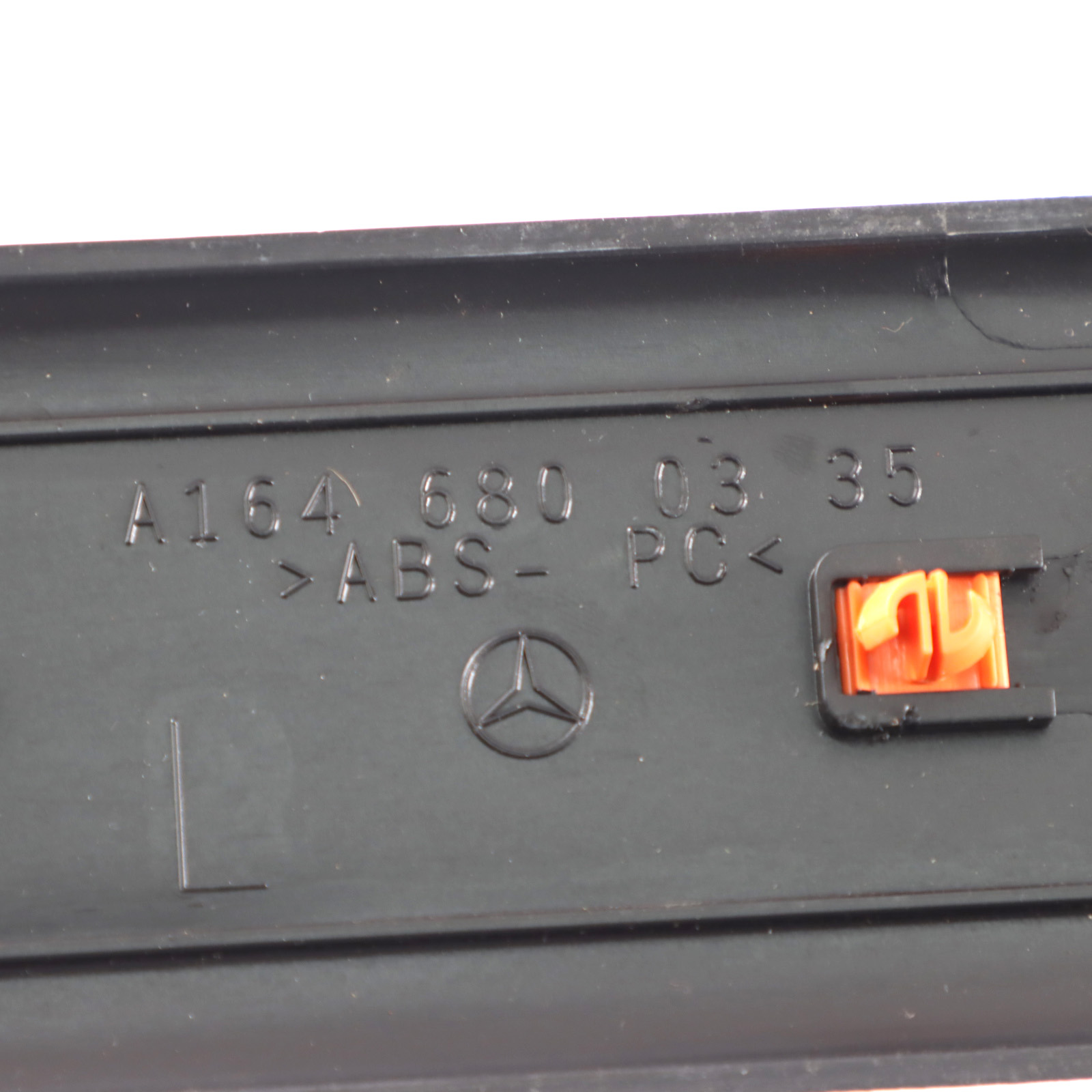 Mercedes X164 Vorderseite Eingang Schweller Abdeckung links schwarz A1646800335