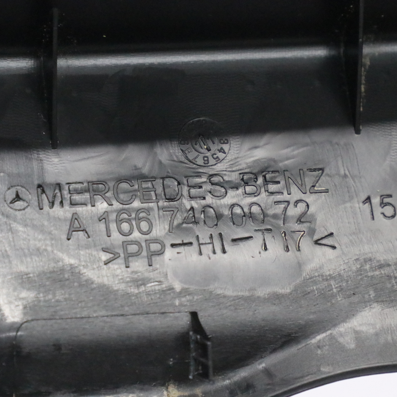 Ziehgriff Mercedes ML W166 Kofferraumdeckel Abdeckung Blende Schwarz A1667400572