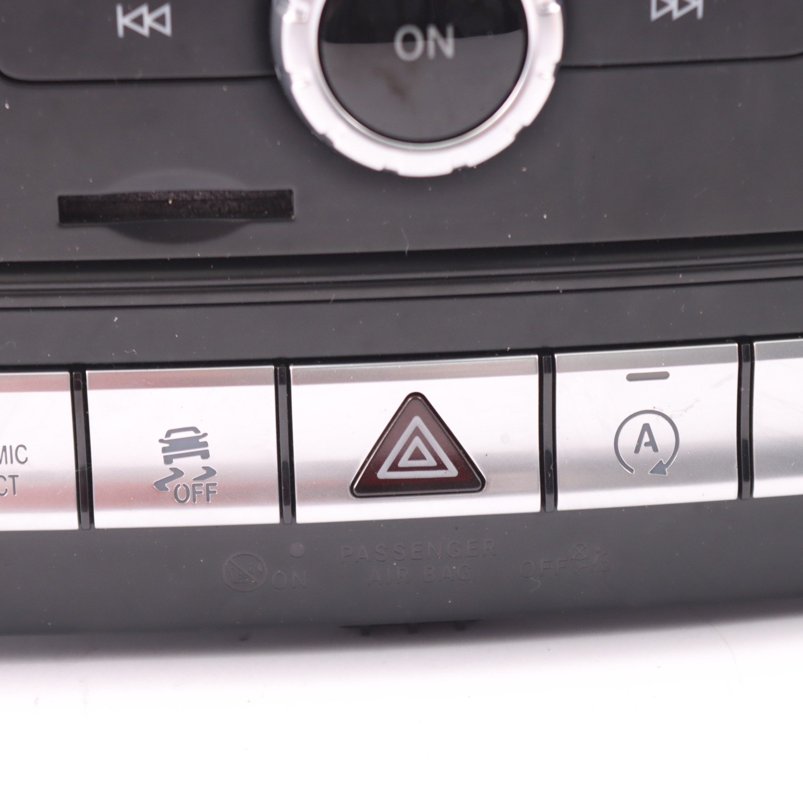 Hauptgerät Mercedes SLK R172 Radio Media Navi Einheit Schalttafel A1729000814