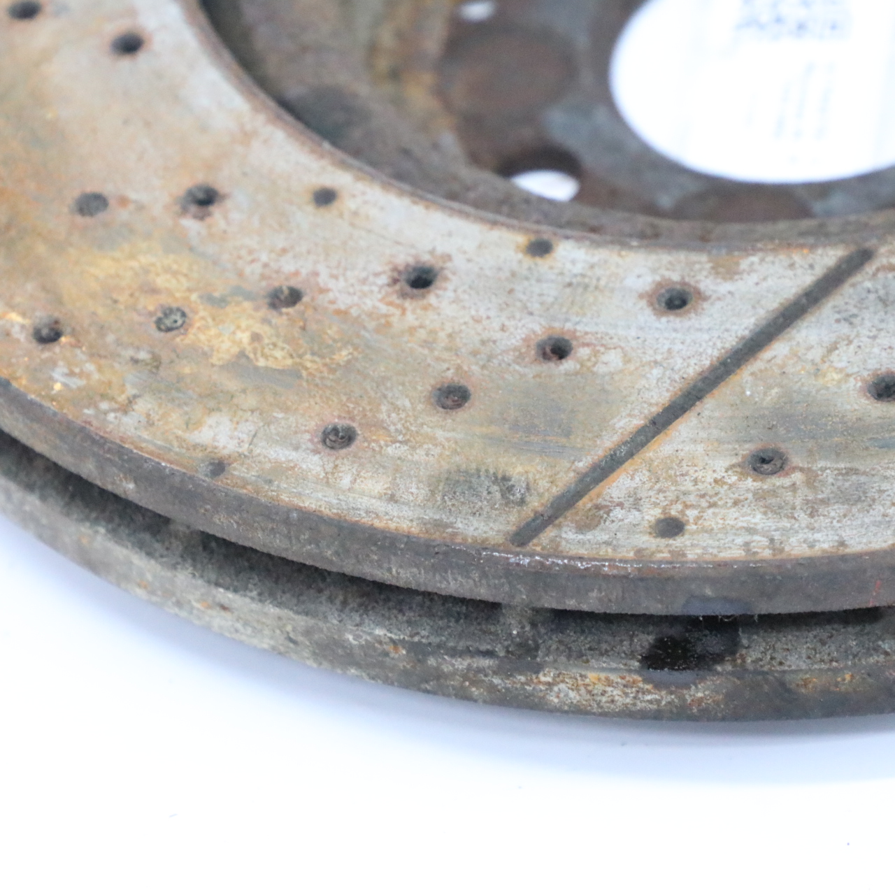 Mercedes W176 C117 Bremsscheibe vorne links rechts Rad gelocht