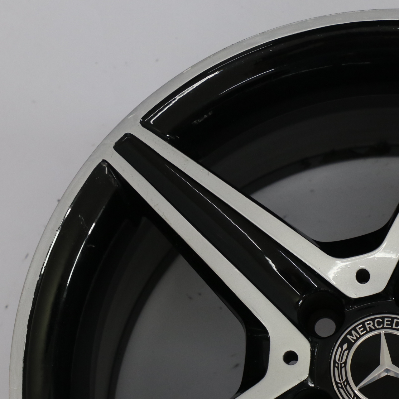 Mercedes W205 Schwarz AMG Leicht metall rad Felge 18" 8,5J ET:49 A2054011200