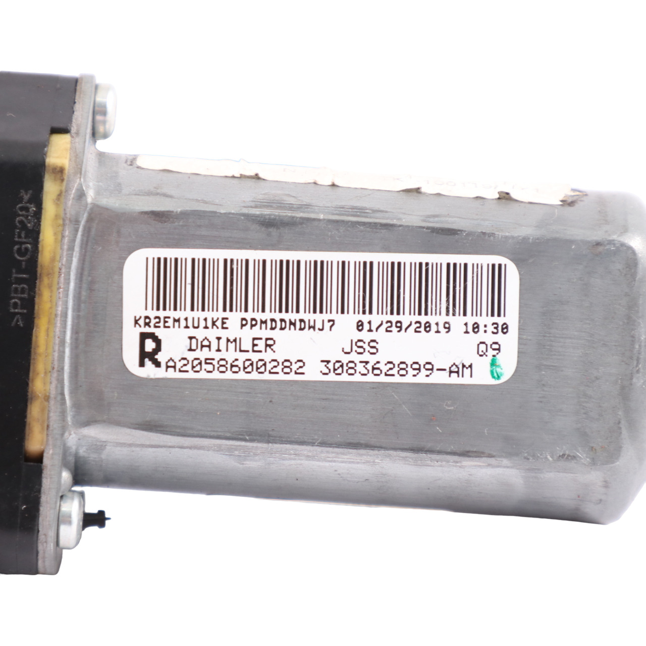 Mercedes C205 Sicherheitsgurt-Zuführung Motor vorne rechts Aktuator A2058600282