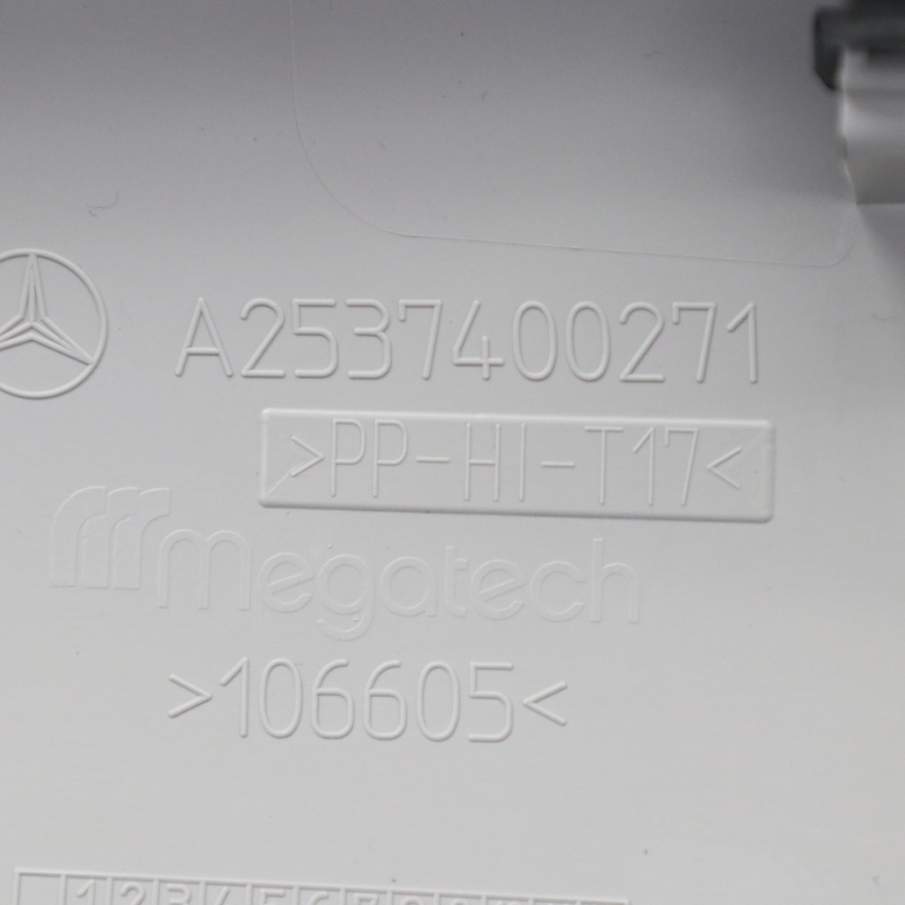 Fensterrahmen Mercedes GLC X253 Kofferraum Deckel Innenverkleidung Rechts Grau