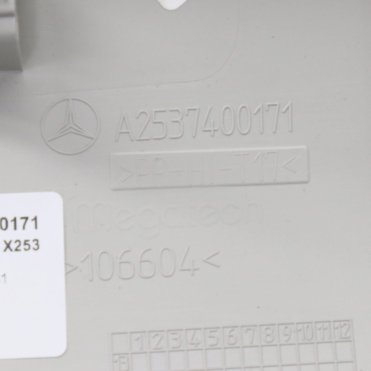 Fensterrahmen Mercedes GLC X253 Kofferraum Deckel Innenverkleidung Rechts Grau