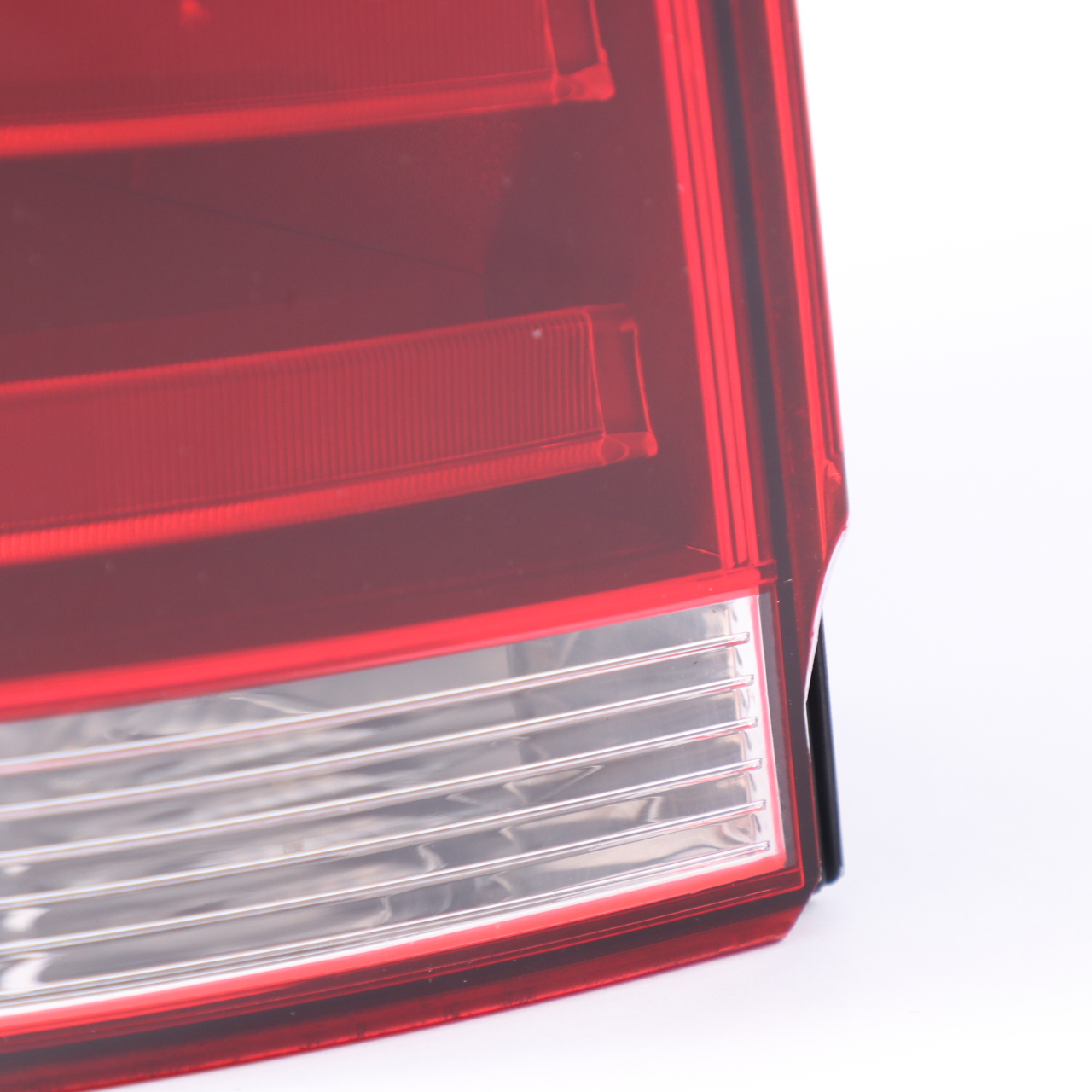 BMW X1 E84 Rear Light Lamp In The Side Panel Left N/S 2990109