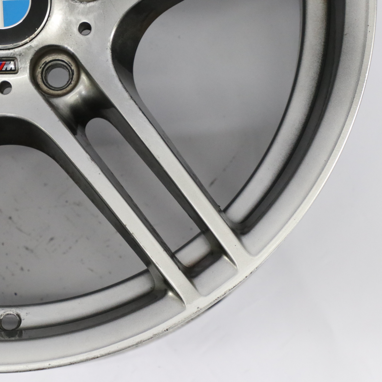 BMW E90 E91 E92 Silberne Leicht Metall Felge Vorne 19" 8J M 7844343