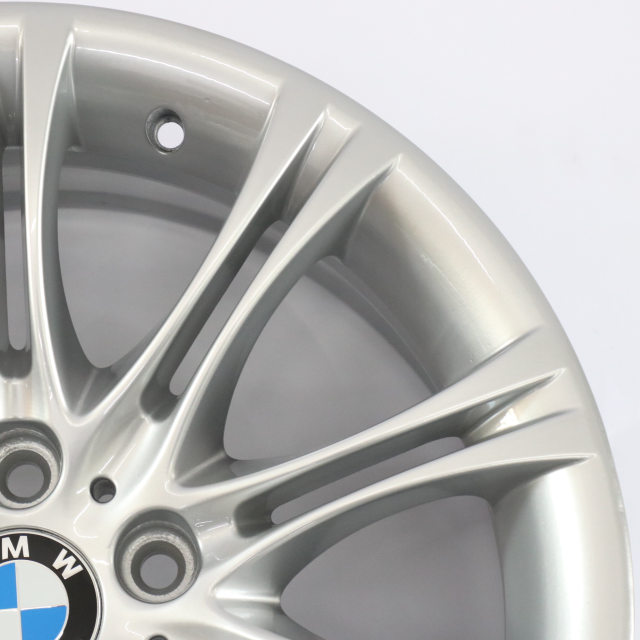 BMW 5 Series E60 E61 Silver Alloy Wheel Rim 18" ET:20 8J M Double Spoke 135