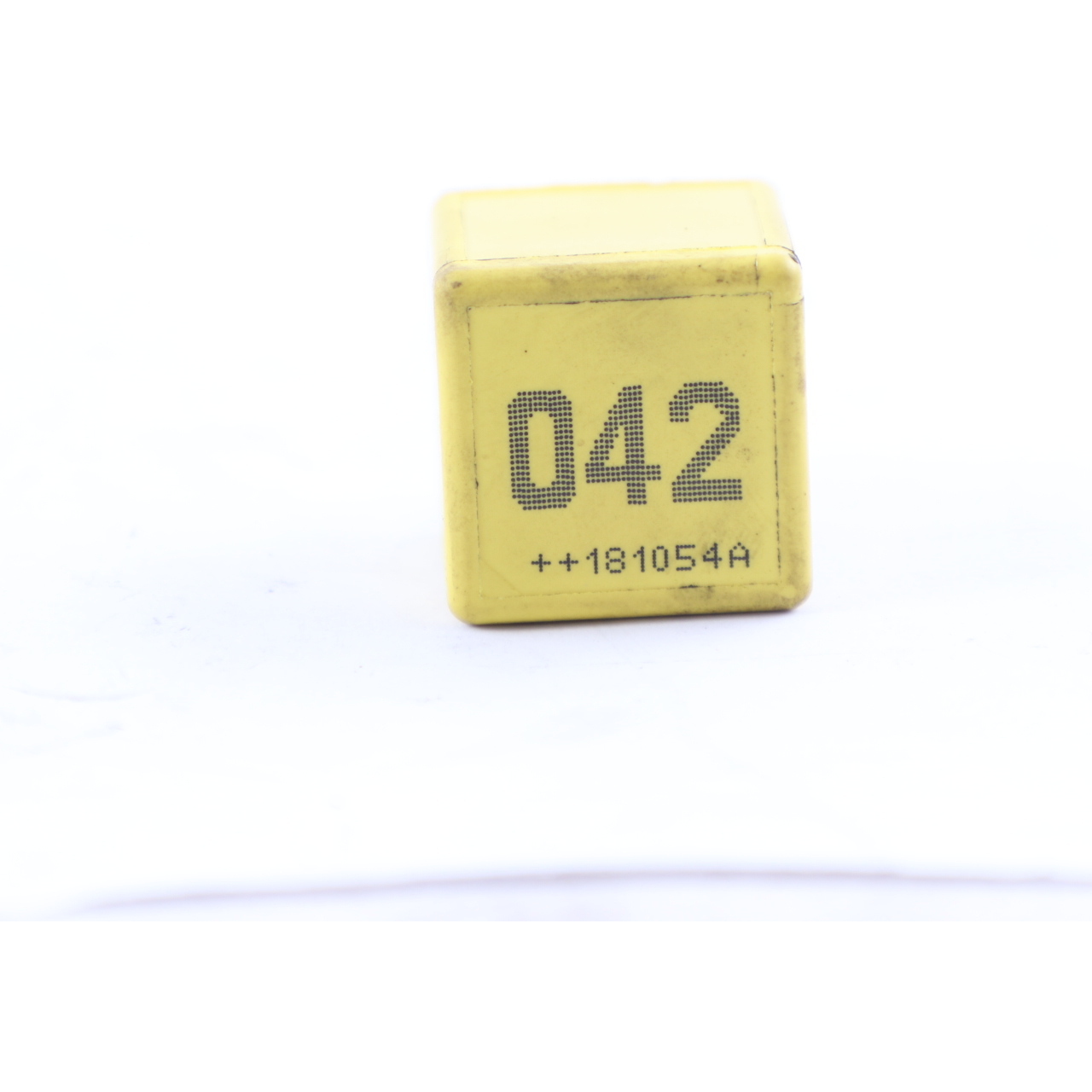 Relay Mercedes C117 GLA X156 ML W166 W176 W246 5 Pins Yellow A0035421019