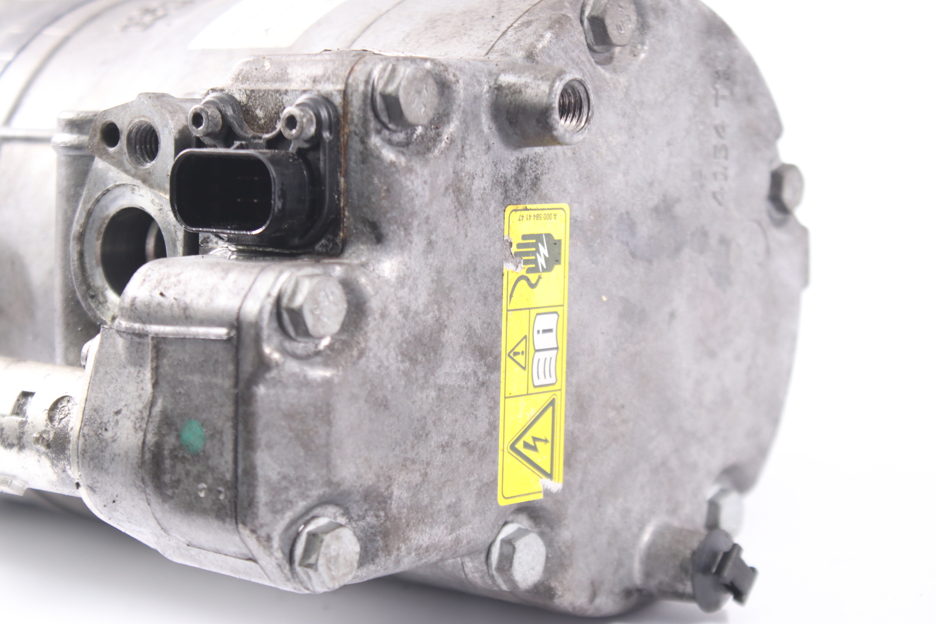 Mercedes W212 Kältemittel Kompressor Klimatisierungs Pumpe A0038301660