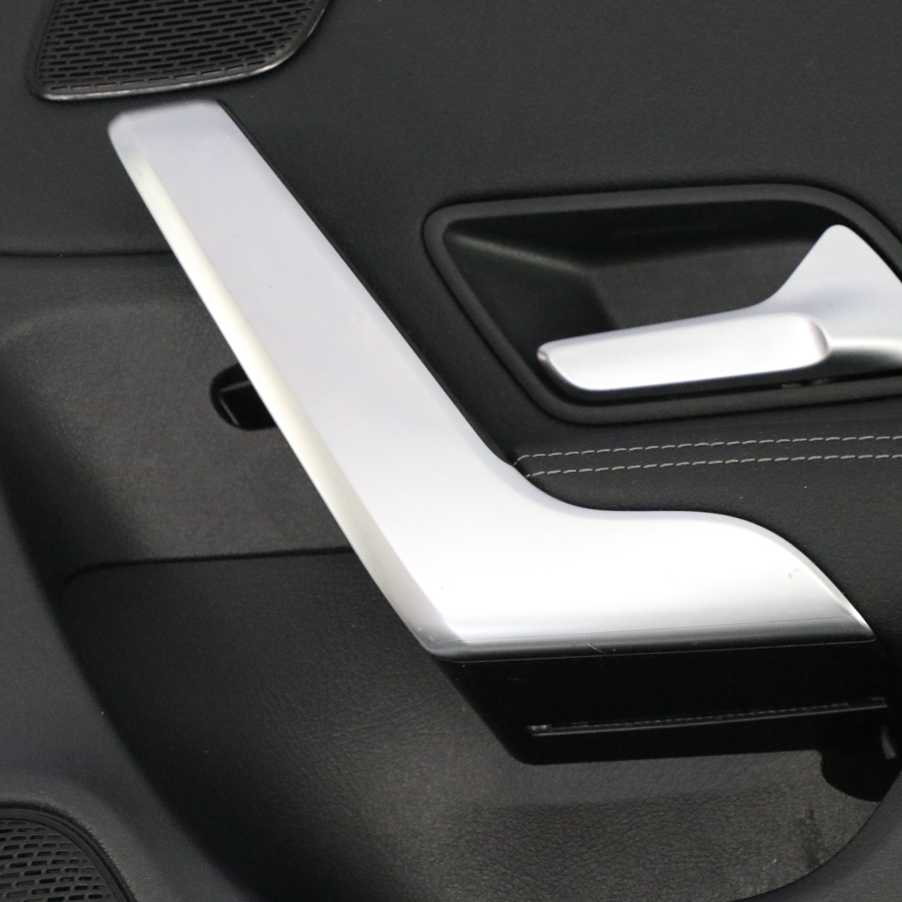 Mercedes CLA C118 Tür Karte Hinten Rechts Trim Panel Cover Leder Schwarz