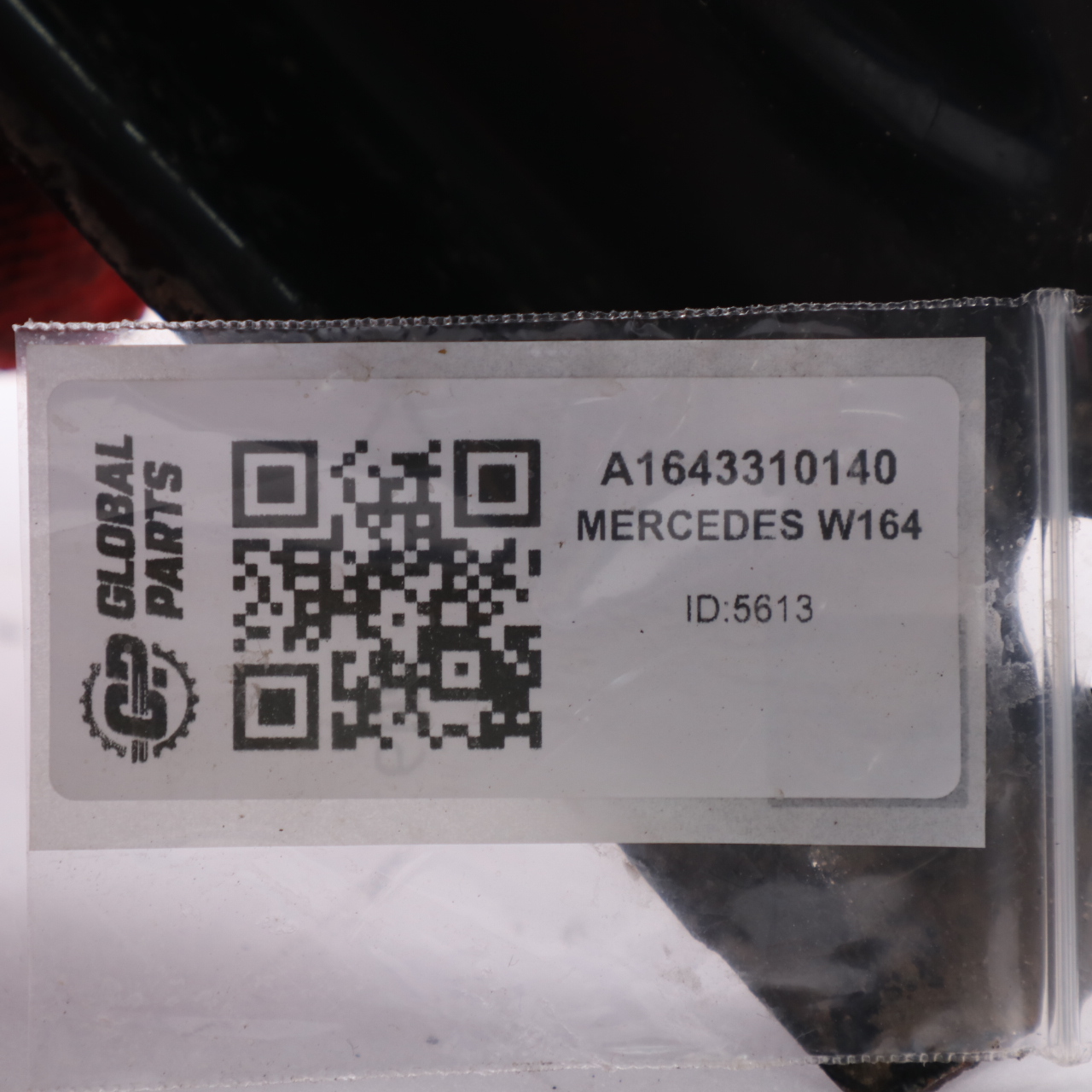 Mercedes ML W164 Radkastenhalterung Vorne Links A1643310140