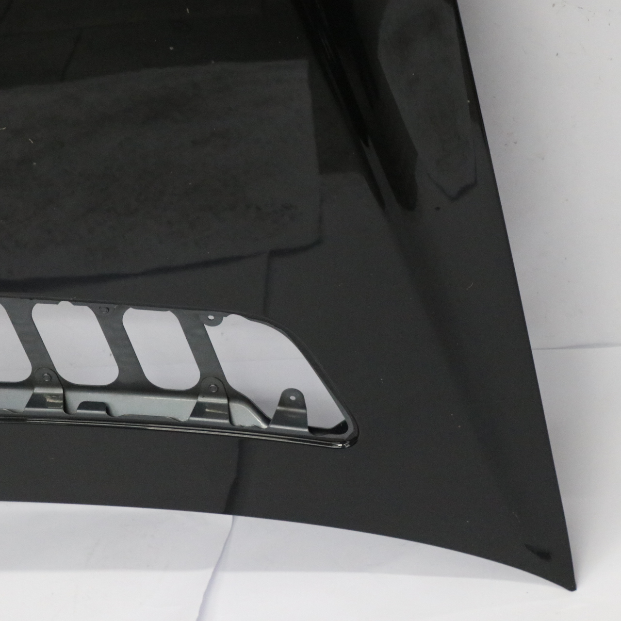 Mercedes W221 Hood Bonnet Trim Panel S-Class 