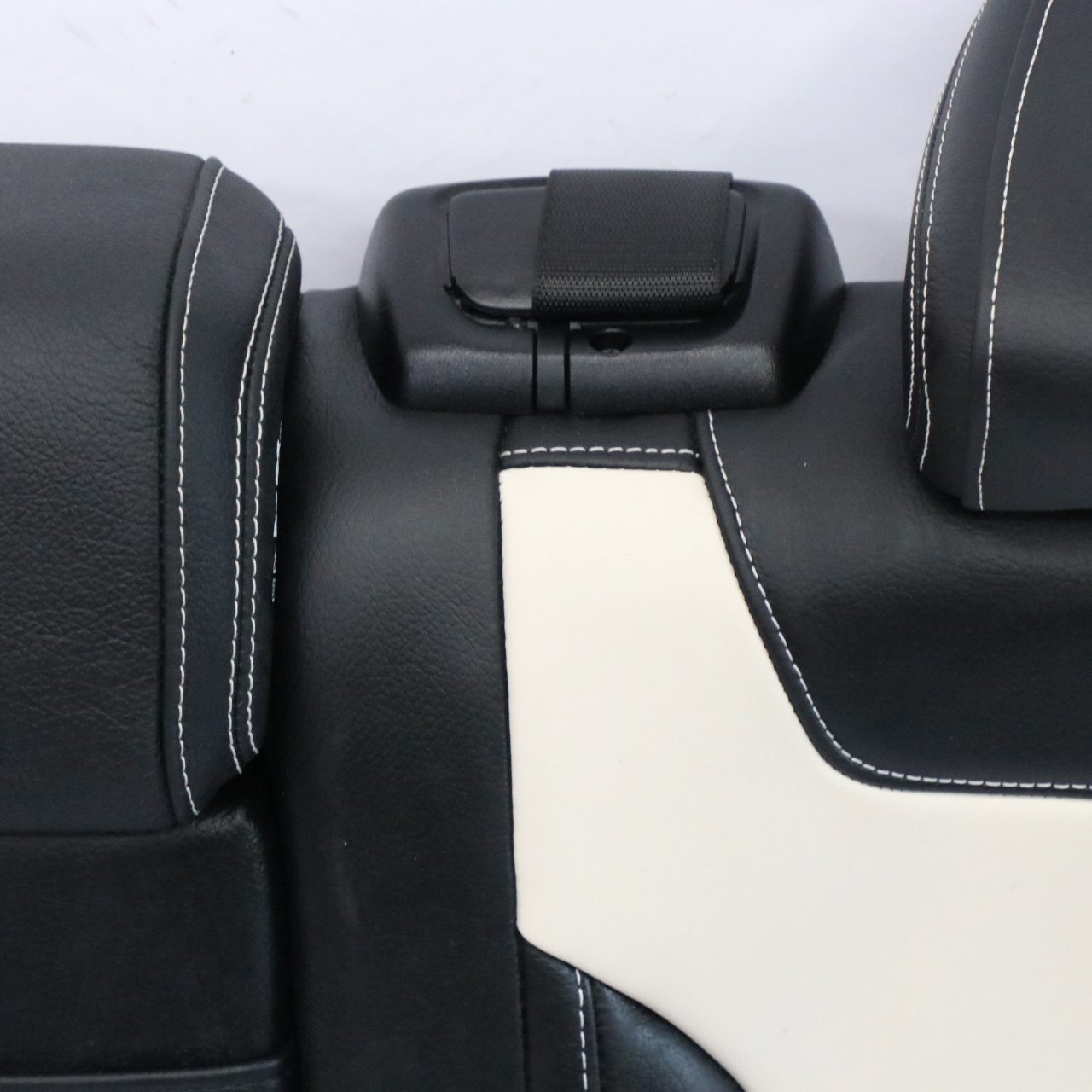 Mercedes GLA C292 Rücksitzlehne Links Leder Nappa Schwarz Porcelain A2929206502