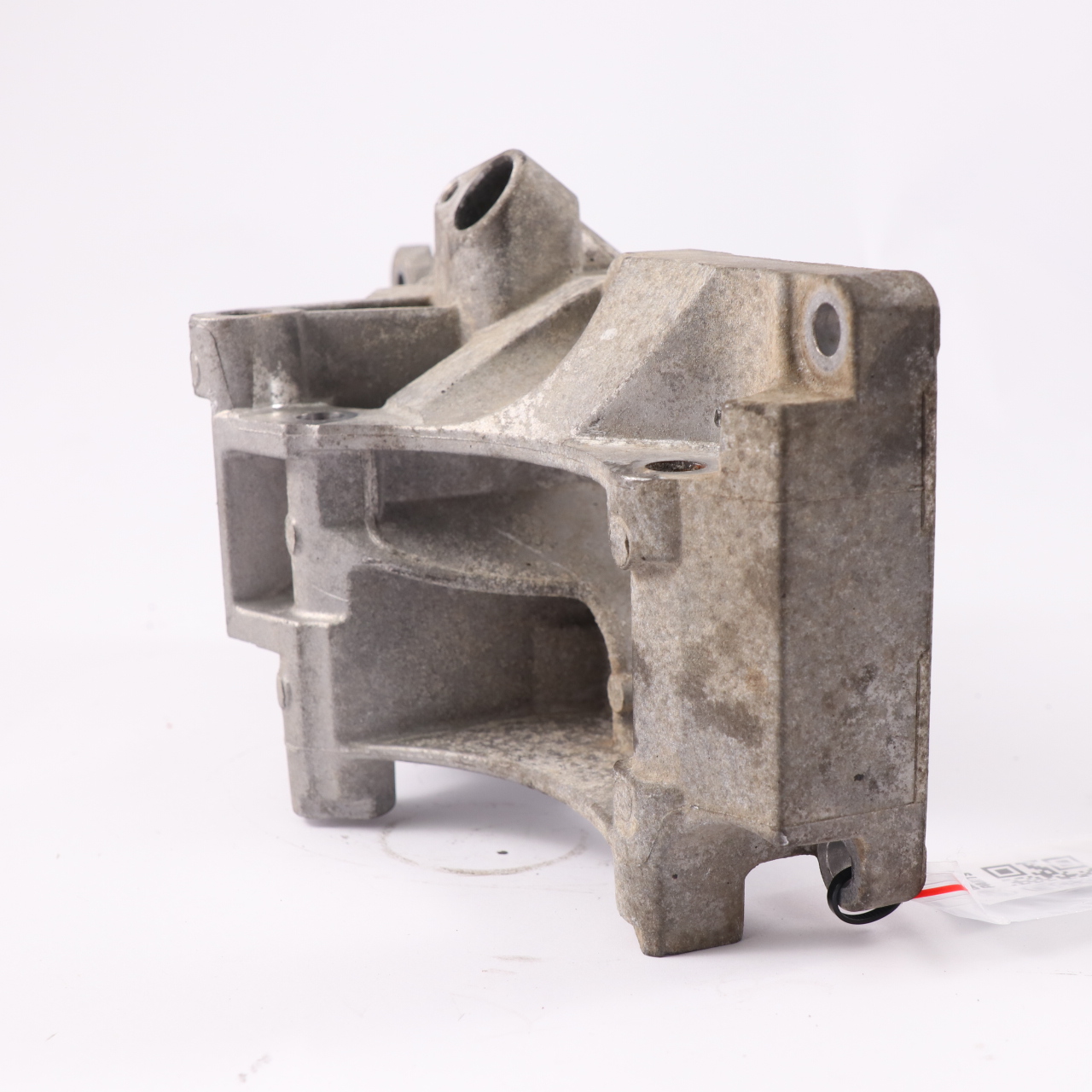 Water Pump Carrier BMW G20 G21 G30 G31 B57 Coolant Pump Block Support 8588887