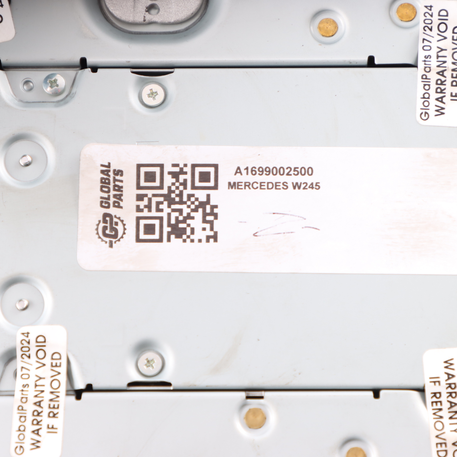 Mercedes W169 W639 W906 Steuergerät Radio Media Player Navigation A1699002500