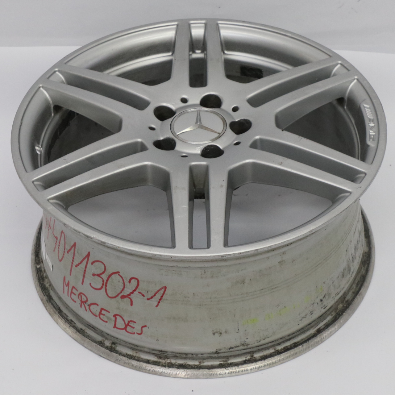 Mercedes W207 A207 Leichtmetallfelge 18" 8J ET:45 6-Doppelspeiche A2074011302