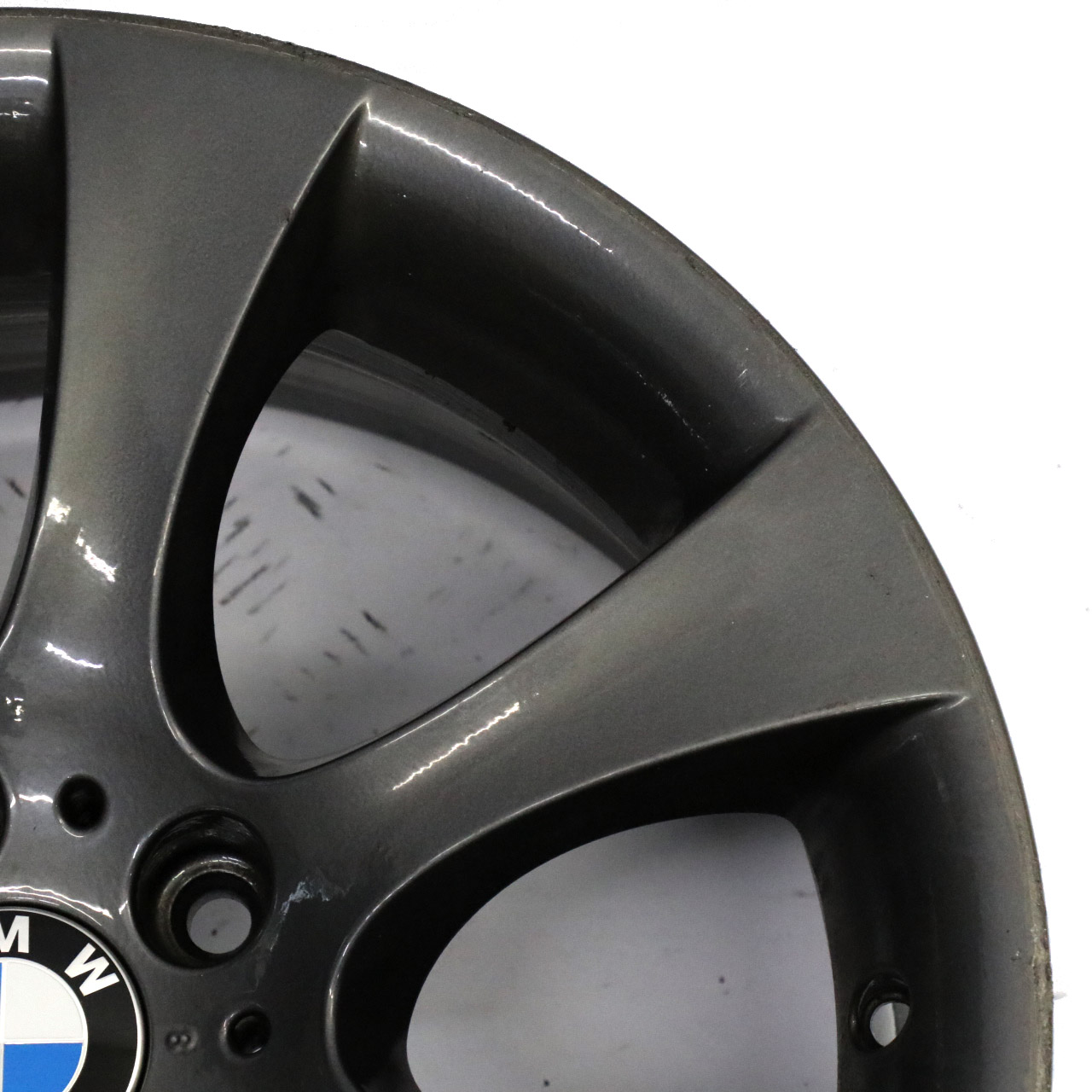 BMW E60 E61 Schwarz Leichtmetallfelge 18" 8J ET:20 Sternspeiche 124 6760617