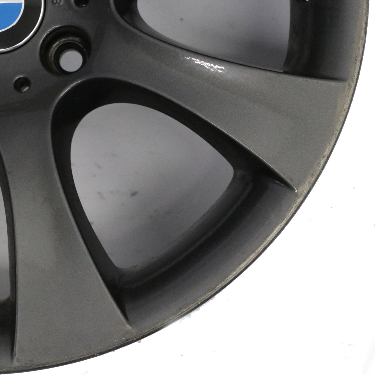 BMW E60 E61 Schwarz Leichtmetallfelge 18" 8J ET:20 Sternspeiche 124 6760617