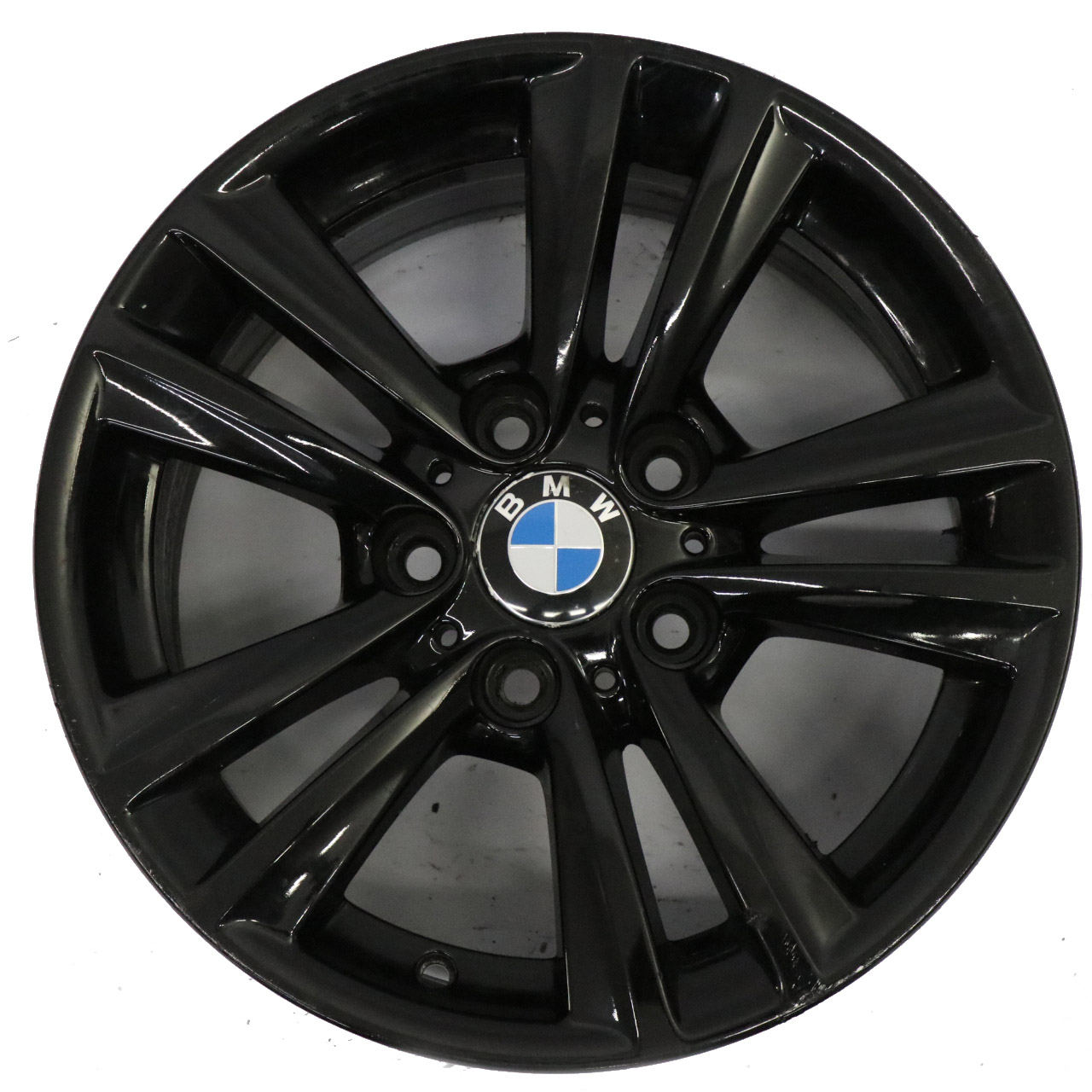 BMW F30 F31 LCI Schwarz Leicht Metall Felge 16" V Speiche 656 7,5J ET:37 6866304