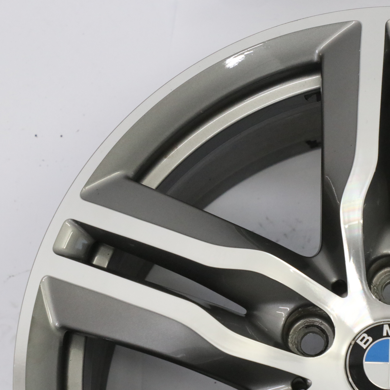 BMW X1 F48 Jante Alliage 18" M Double Spoke 570 ET:51 7,5J Ferricgrey 7850456