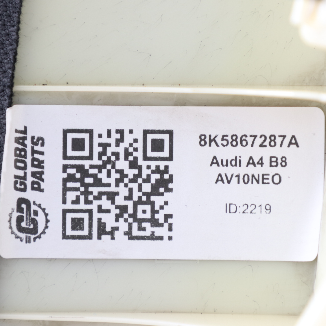 Audi A4 B8 Säulenabdeckung C Säule Säulenverkleidung hinten links 8K5867287A