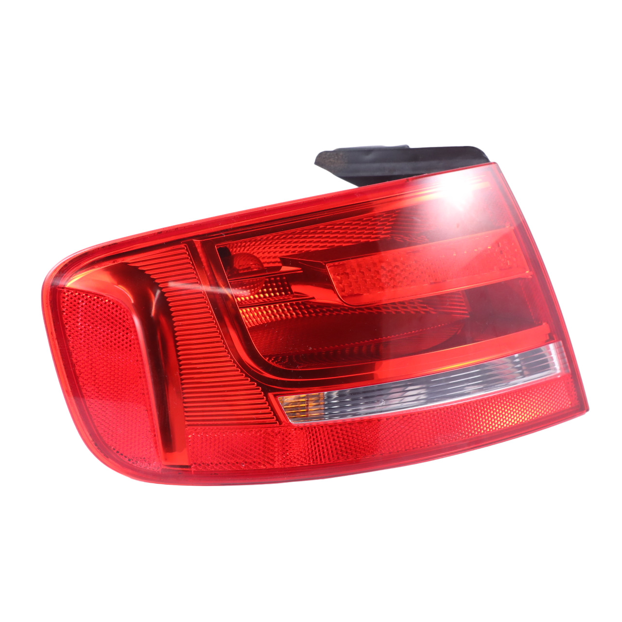 Audi A4 B8 Limousine Hinten Links Lampe Rücklicht Seitenwand 8K5945095D