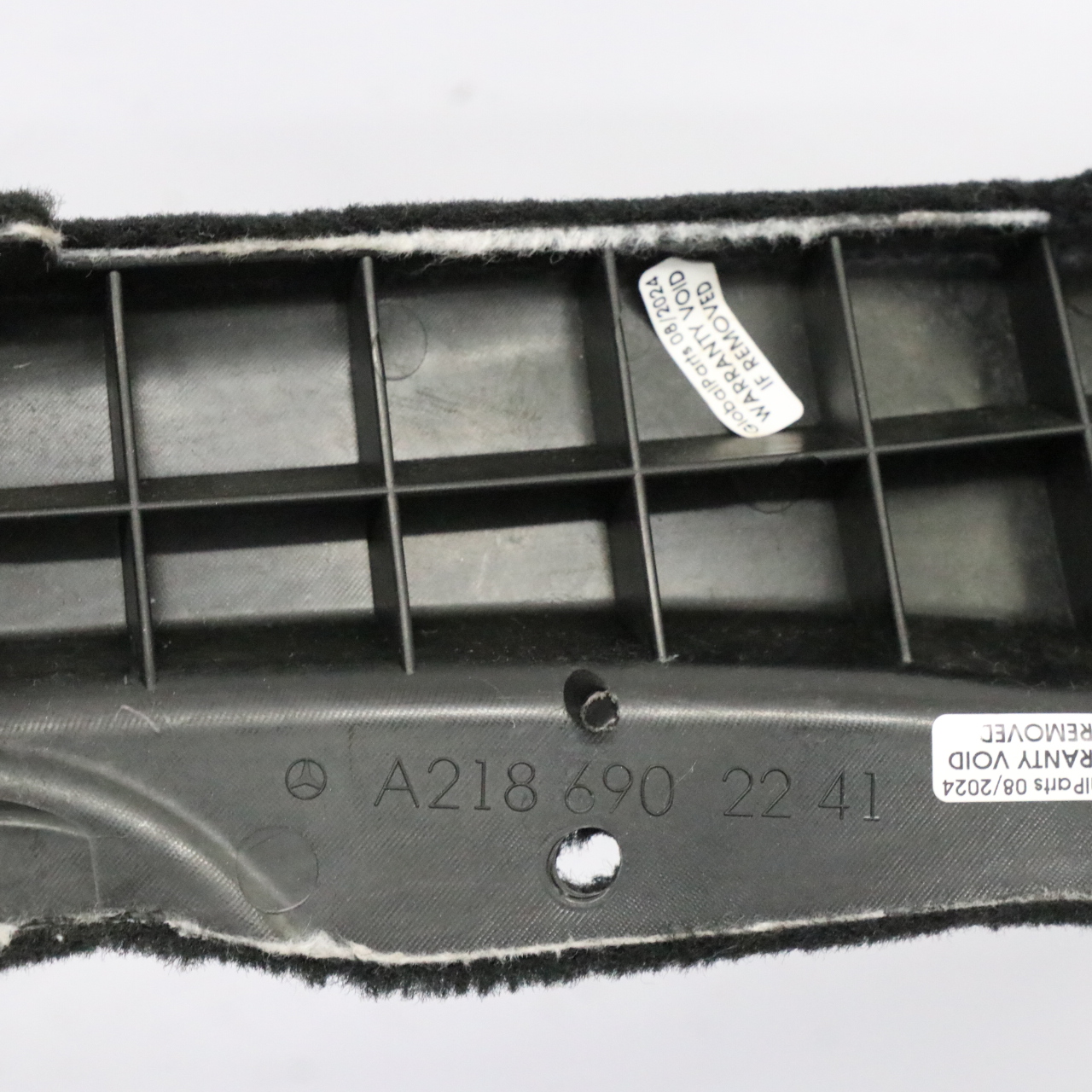 Mercedes X218 Hinten Links Kofferraumabdeckung D-Säule Schwarz A2186902241