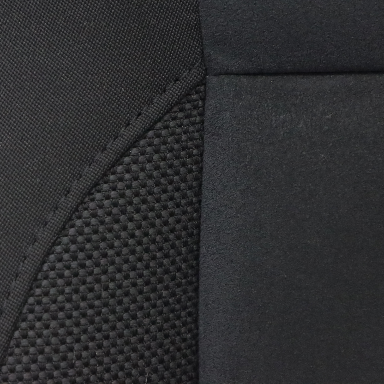 VW Volkswagen Tiguan 5N Vorne Rechts Sitz Schwarz Titan Stoff Interieur