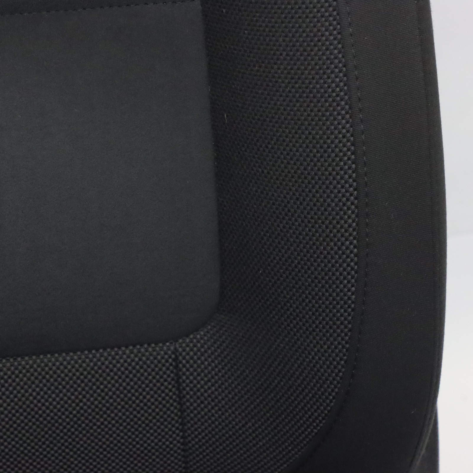 VW Volkswagen Tiguan 5N Vorne Rechts Sitz Schwarz Titan Stoff Interieur