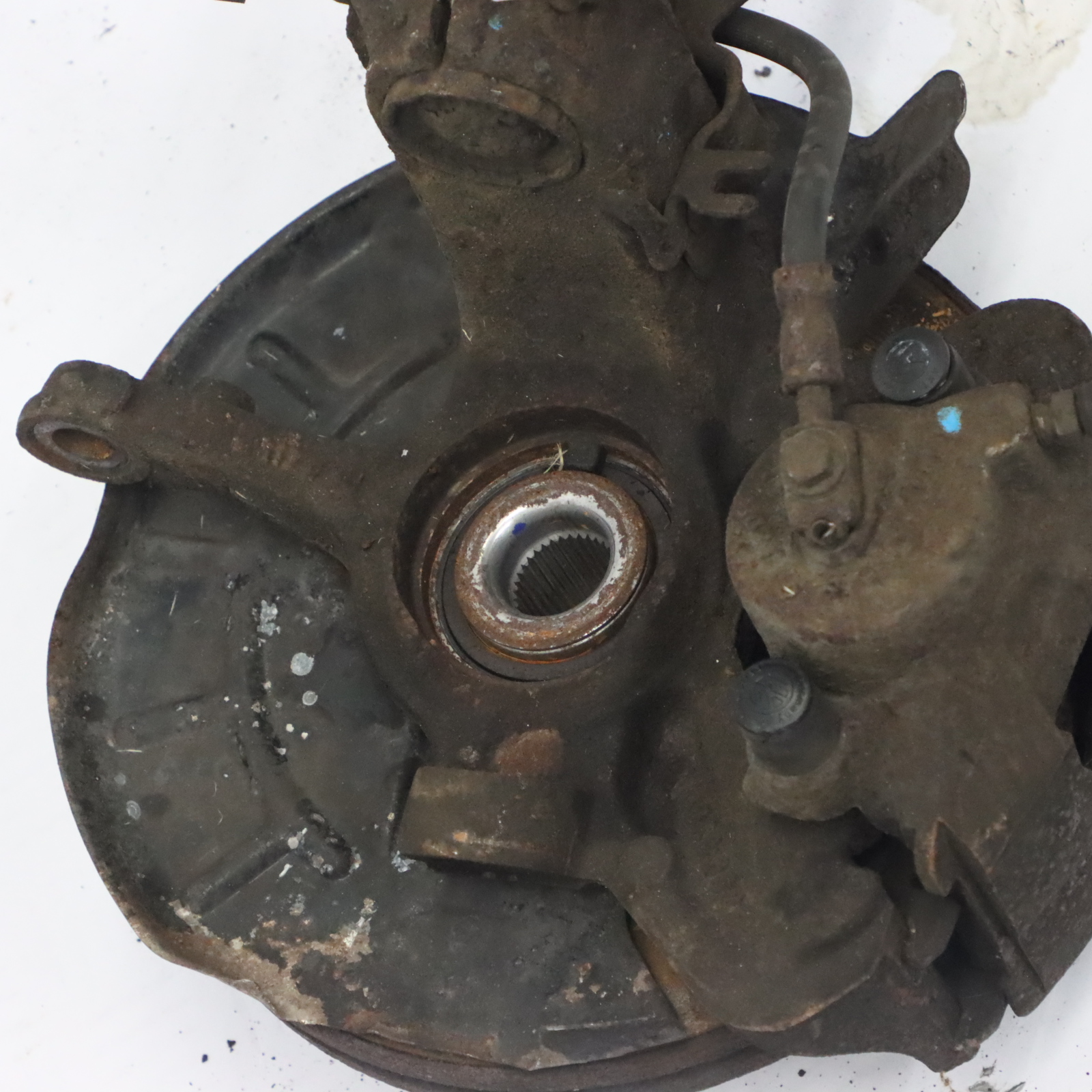 Volkswagen Fox 5Z Front Left N/S Wheel Carrier Suspension Leg Wheel Hub