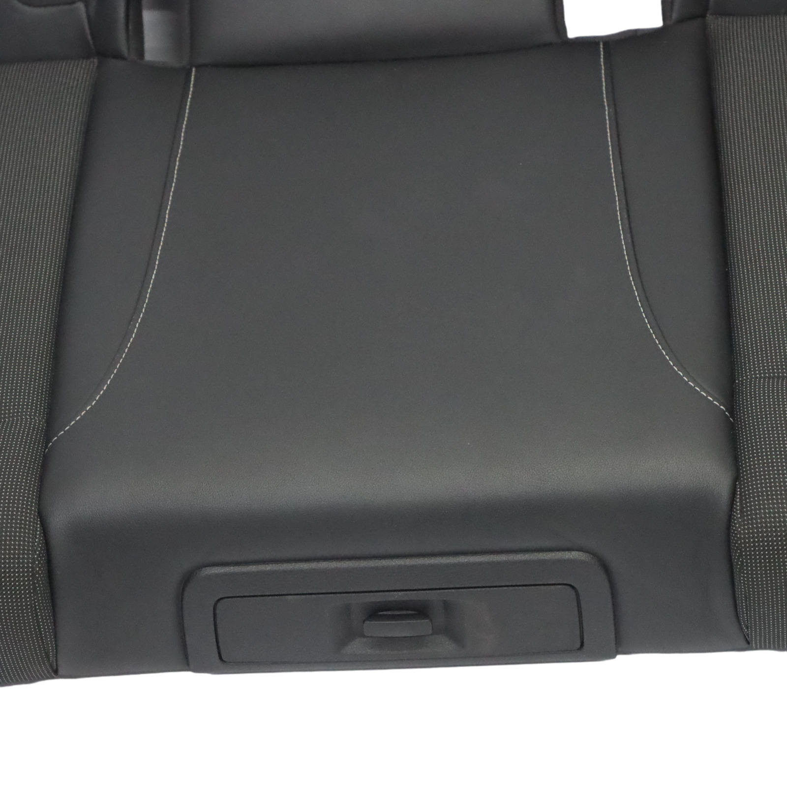 Audi A3 8V Rücksitzbank Couch Verkleidung Trim Seating Schwarz Leder 8V0885405L