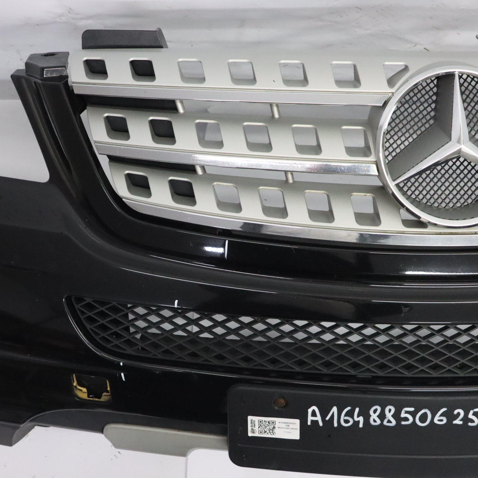 Mercedes ML W164 Zderzak Przedni Obsidian Black Czarny Metalik - 197