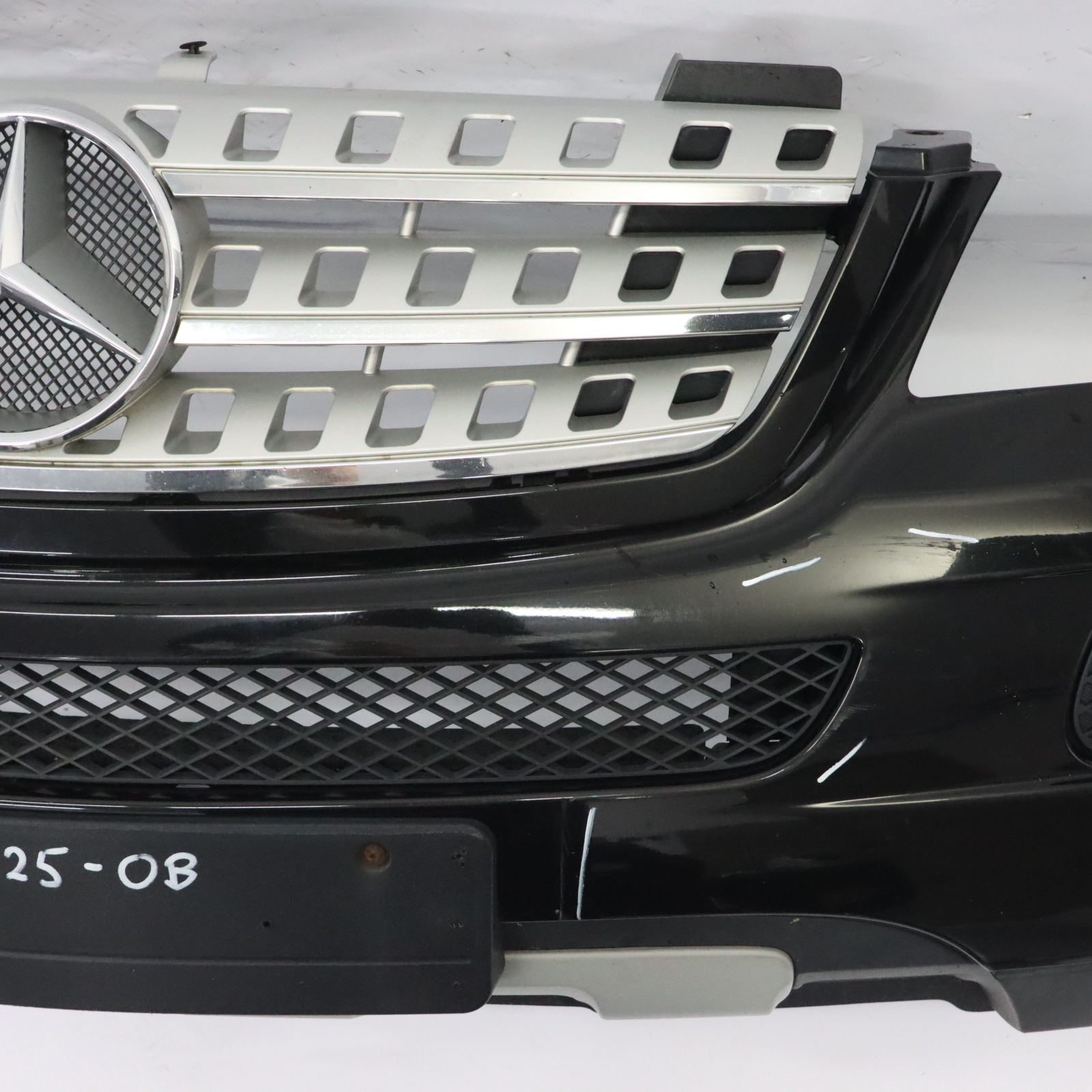 Mercedes ML W164 Zderzak Przedni Obsidian Black Czarny Metalik - 197