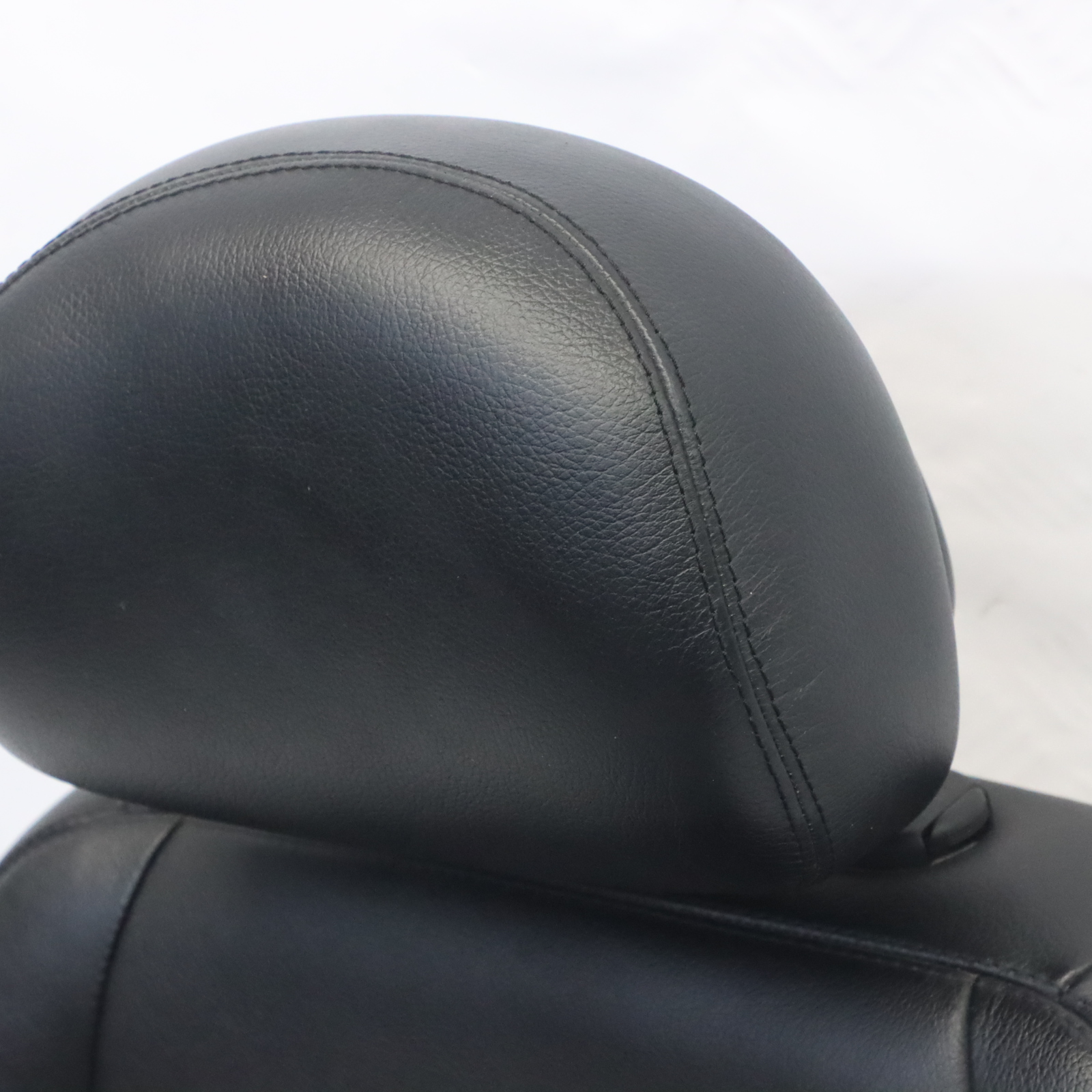 Mercedes W211 Sitz vorne rechts Interieur Leder beheizt Semi Anilin Schwarz