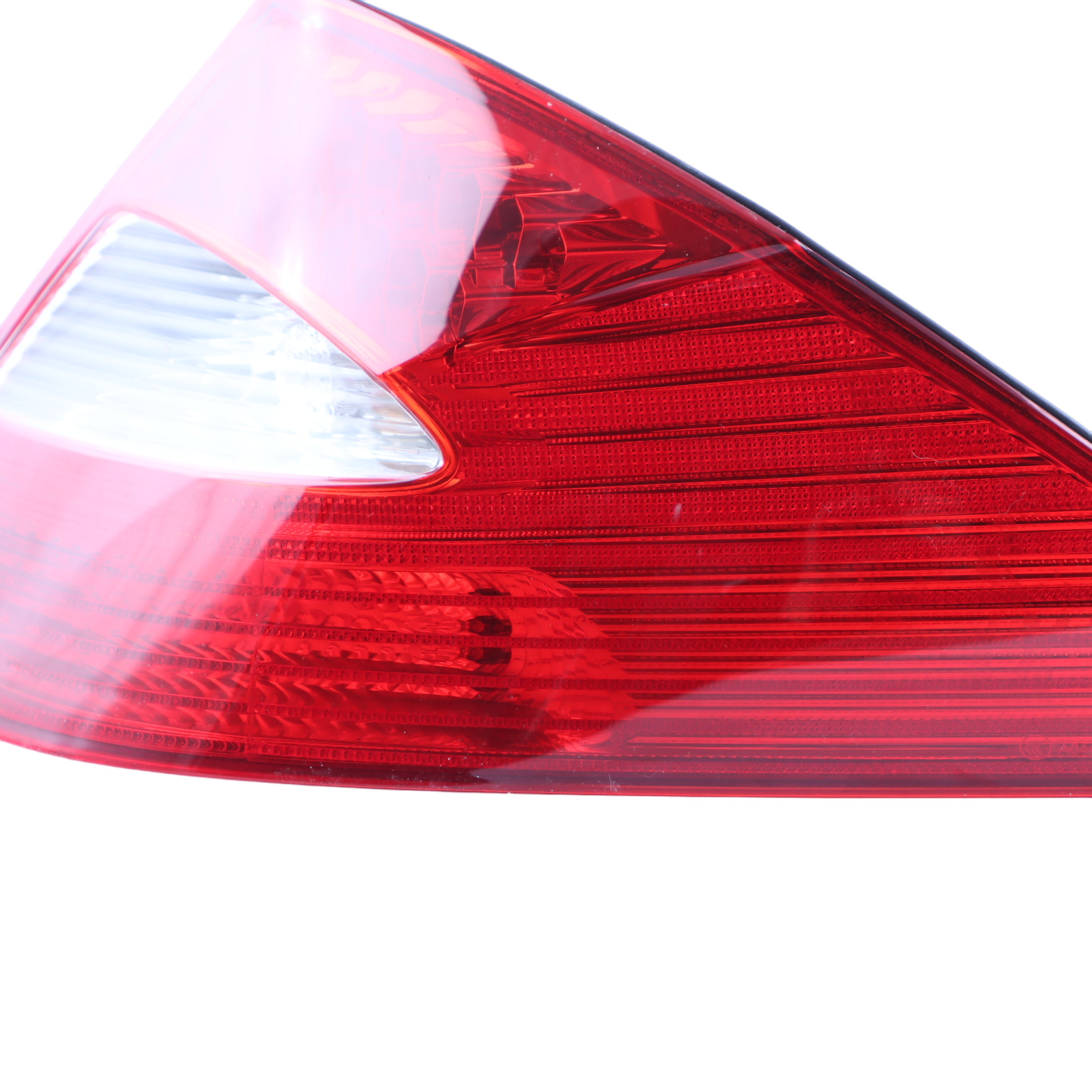 Mercedes CLS C219 Rear Lamp Right O/S Tail Light Side Panel A2198200264