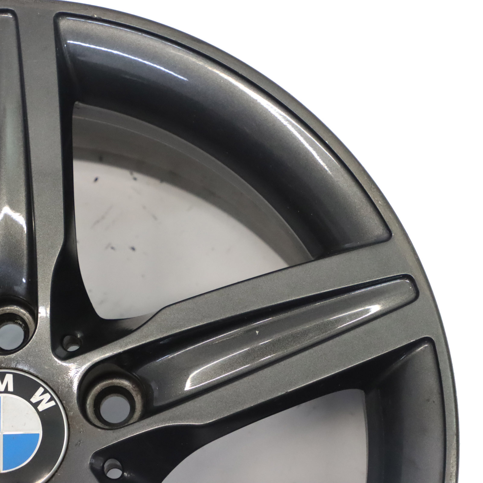 BMW F20 F21 F22 Graue Leichtmetallfelge 17" Sternspeiche 379 ET:43 7,5J 6850151