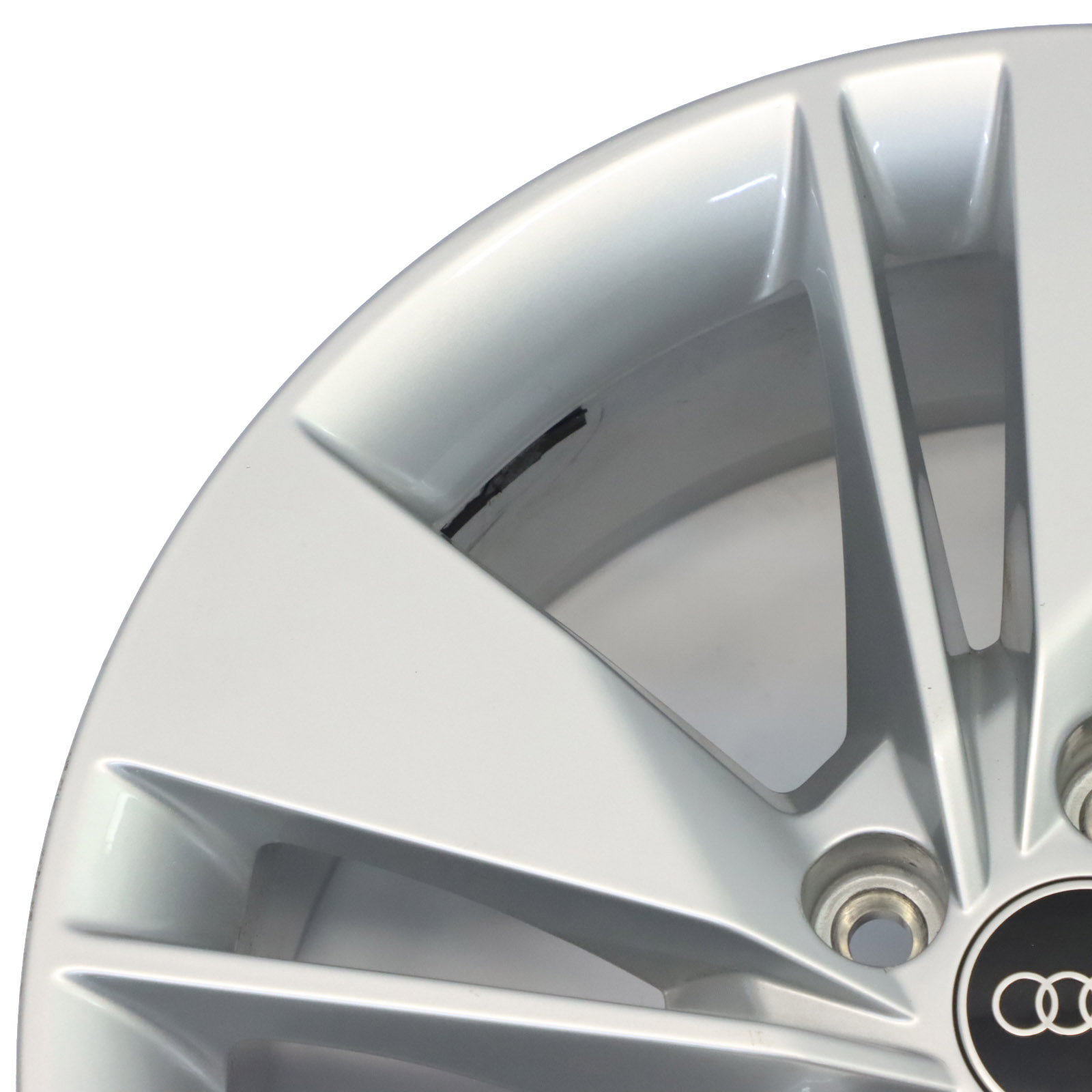 Audi Q2 GA Silver Alloy Wheel Rim 18" ET:45 7J 81A601025AL