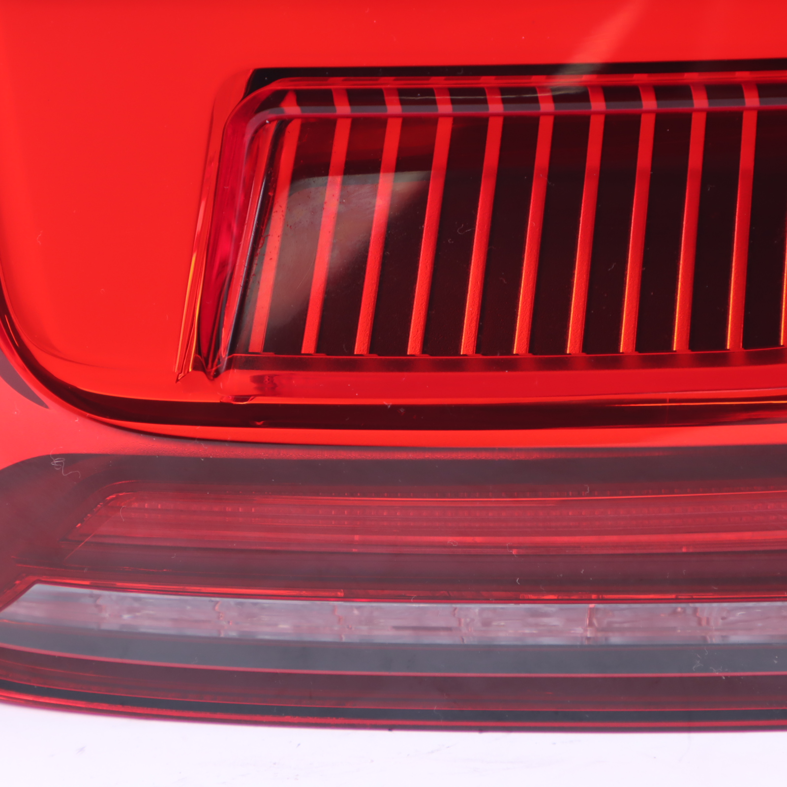 Audi Q2 GA Rear Lamp Trunk Light Left N/S Tailgate 81A945091C