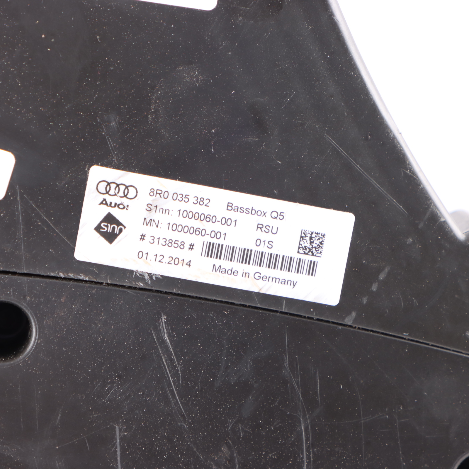 Audi Q5 8R Subwoofer Głośnik Niskotonowy Bagażnika 8R0035382