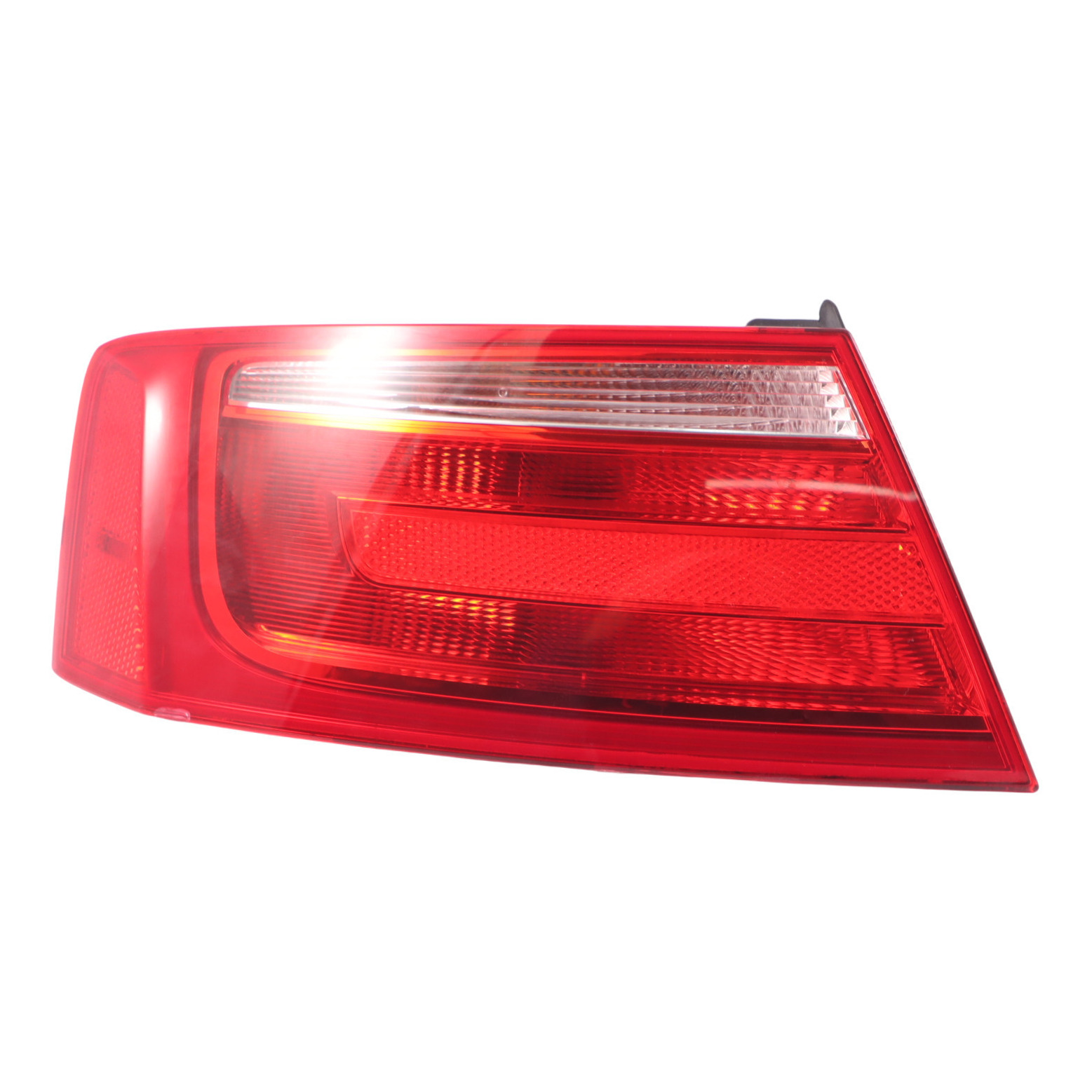 Audi A5 8T Rücklicht Lampe Links Außen 8T0945095