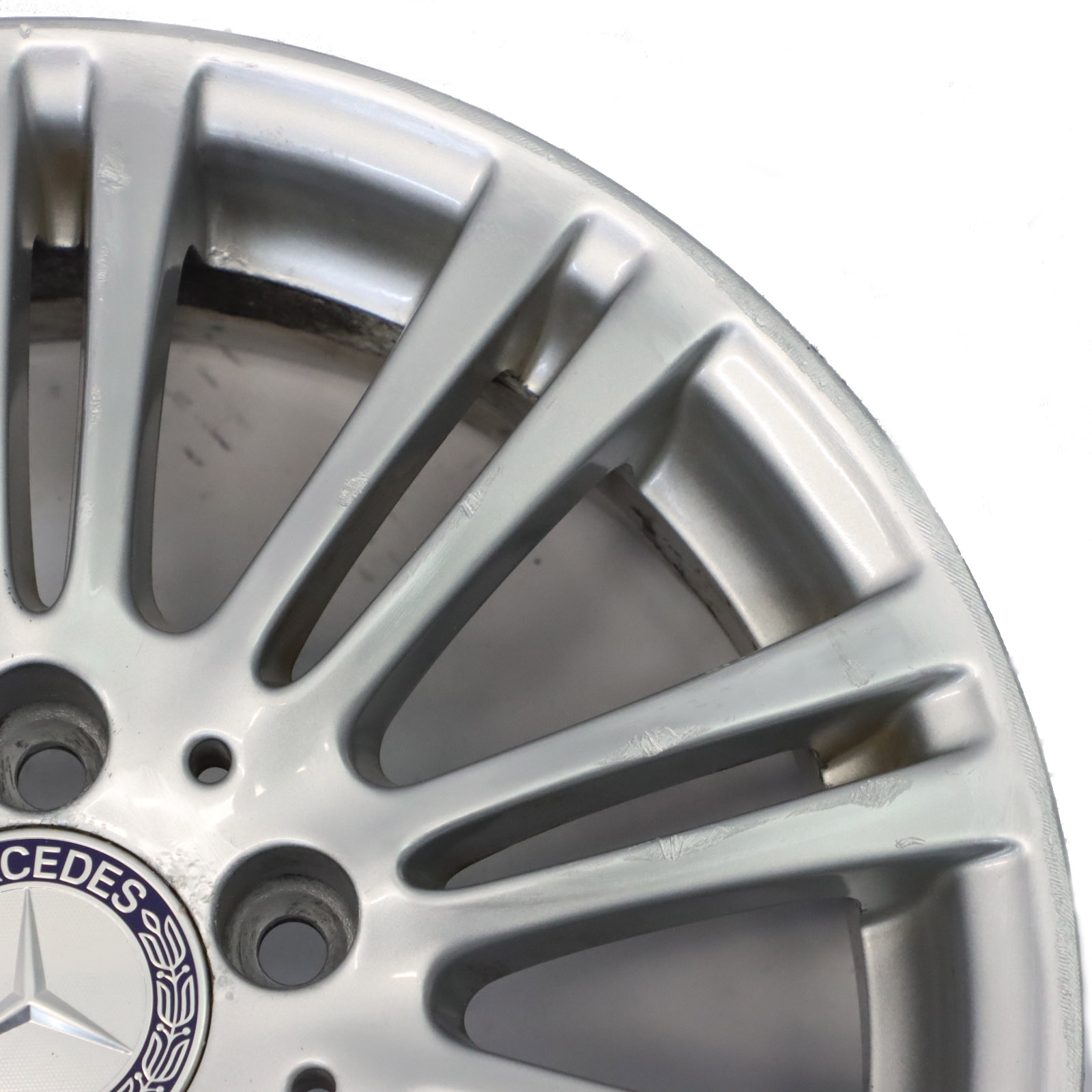 Mercedes W169 Silberne Leichtmetallfelge 16" 6J ET:46 A1694012102