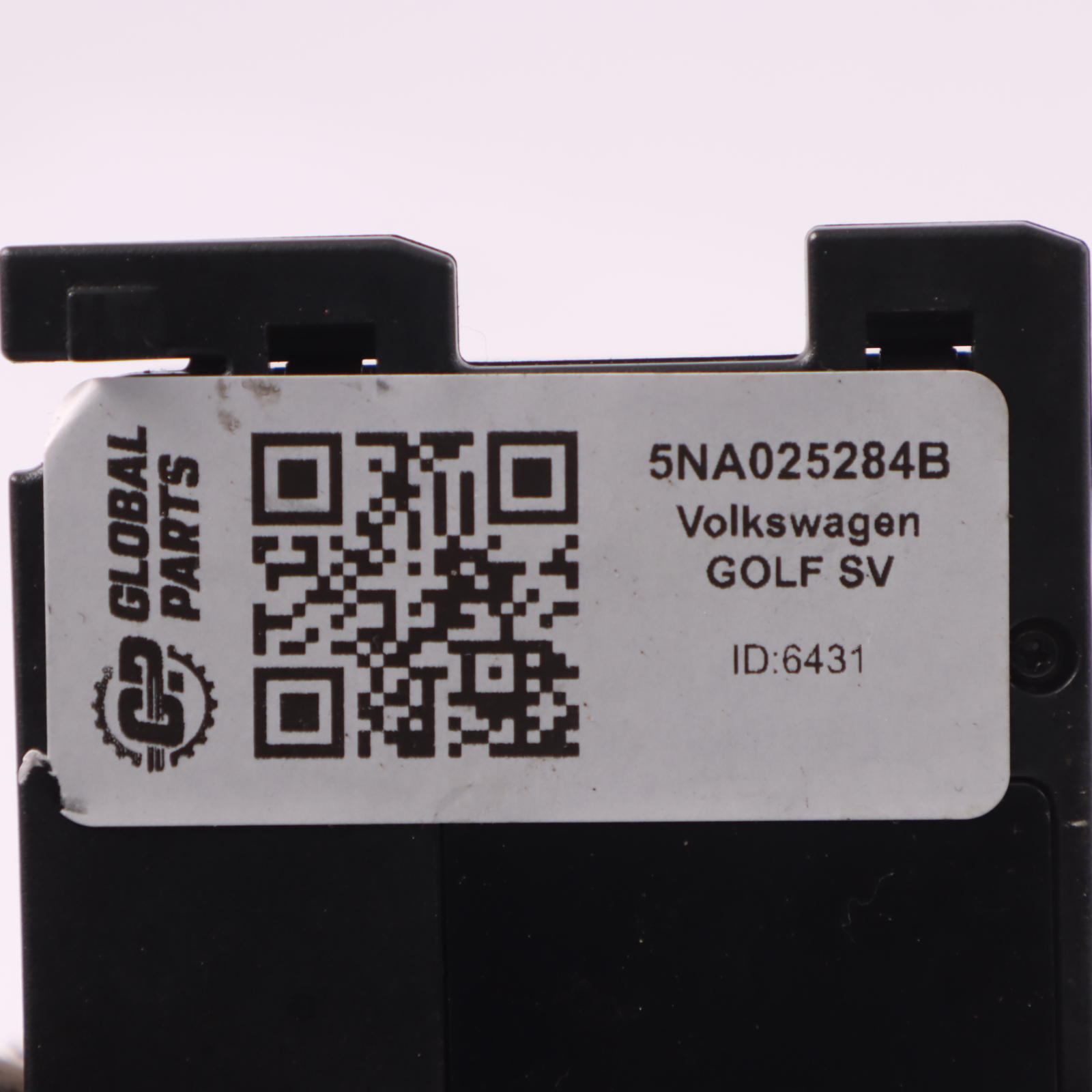 VW Volkswagen Golf SV Online Services Module Control Unit ECU 5NA035284B