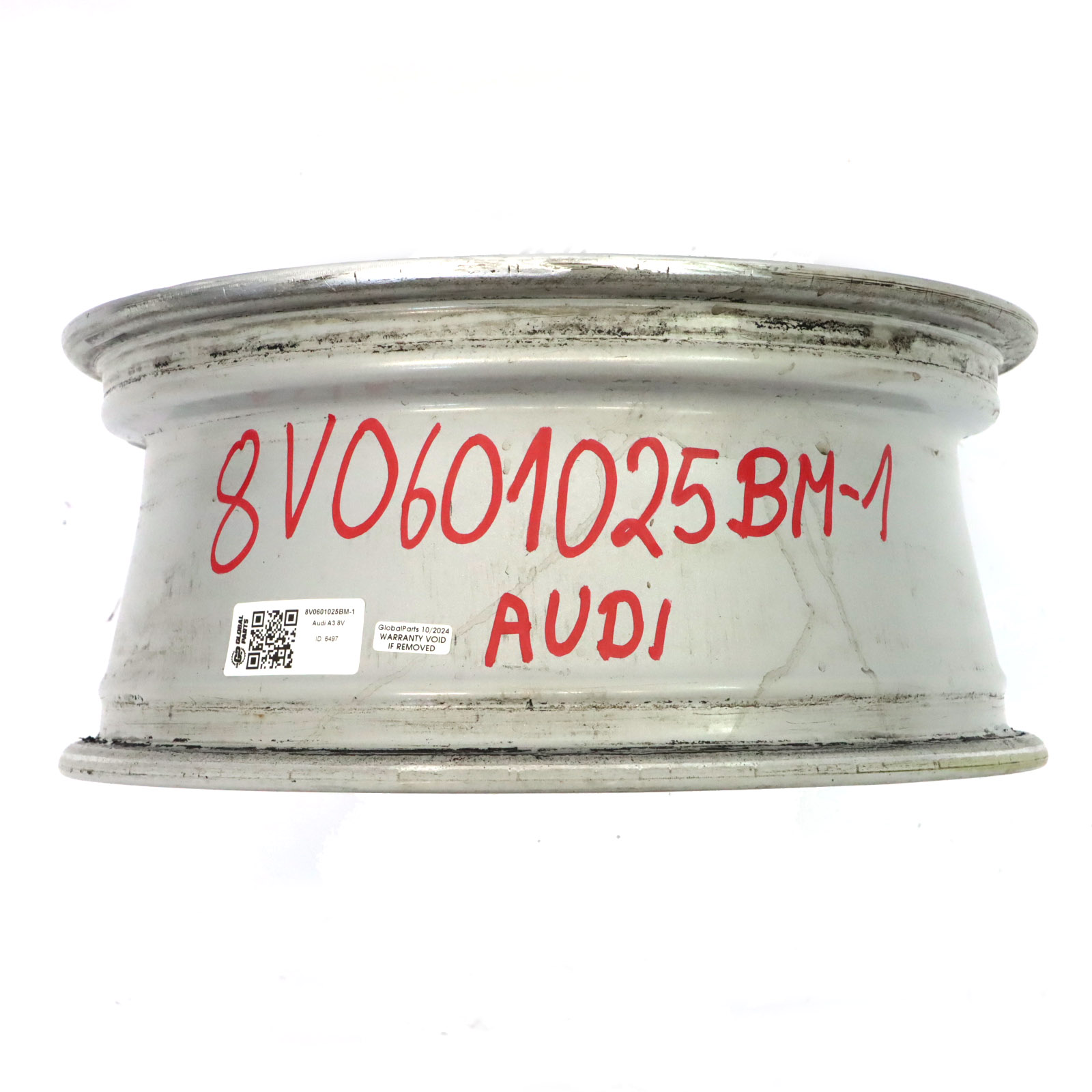 Audi A3 8V Silberne Leicht Metall Felge 16" 6.5J ET46 8V0601025BM