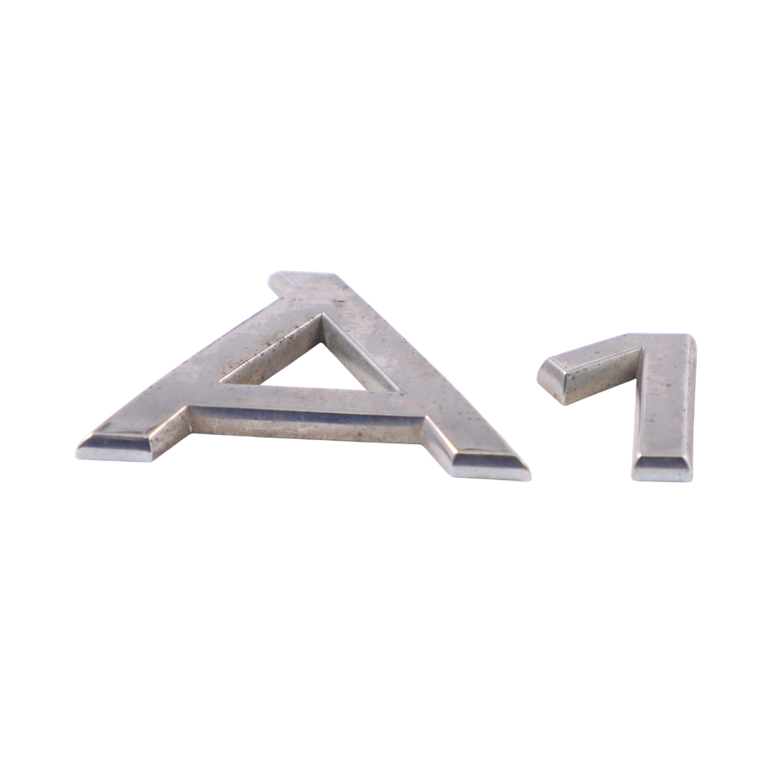 Audi A1 8X Heckklappe Kofferraum Klappe A1 Logo Schriftzug Emblem 8X0853741