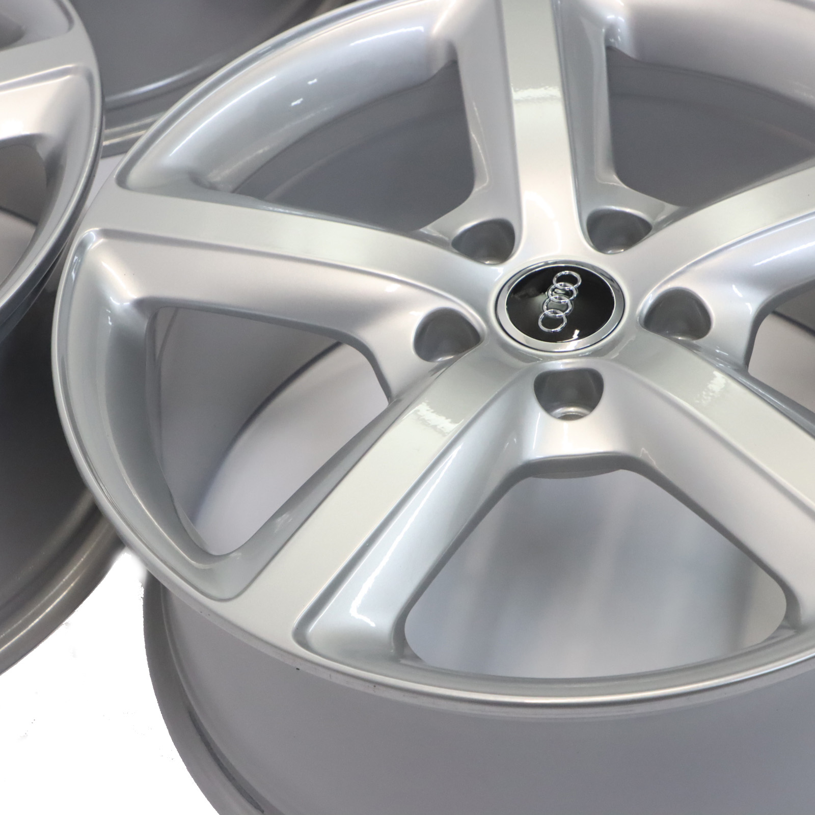 Audi Q7 4L Silver Wheel Alloy Rims Set 20" 9J ET:60 Star Spoke 4L0601025H