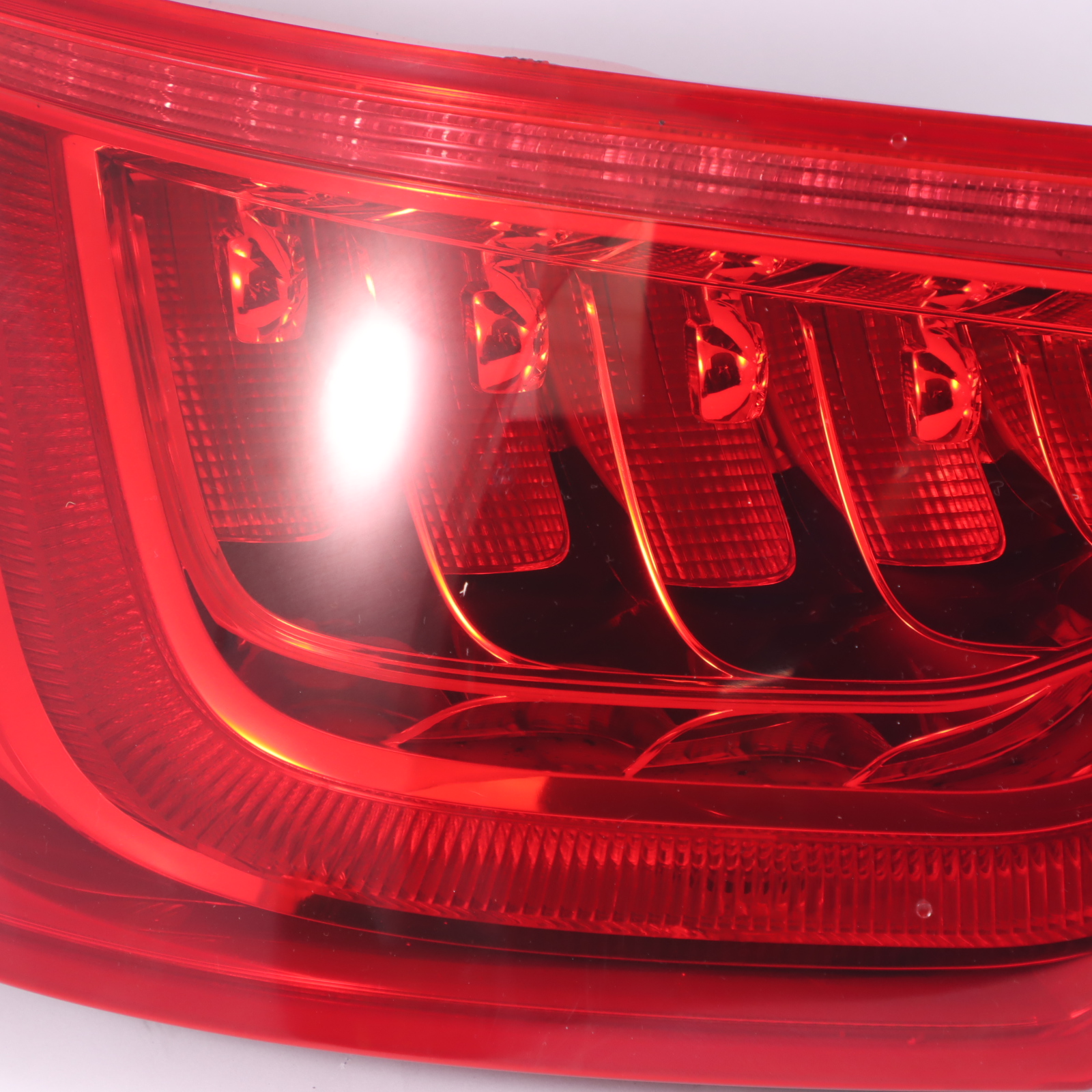 Audi Q7 4L Rücklicht LED Lampe Lampe Hinten Links 4L0945093F